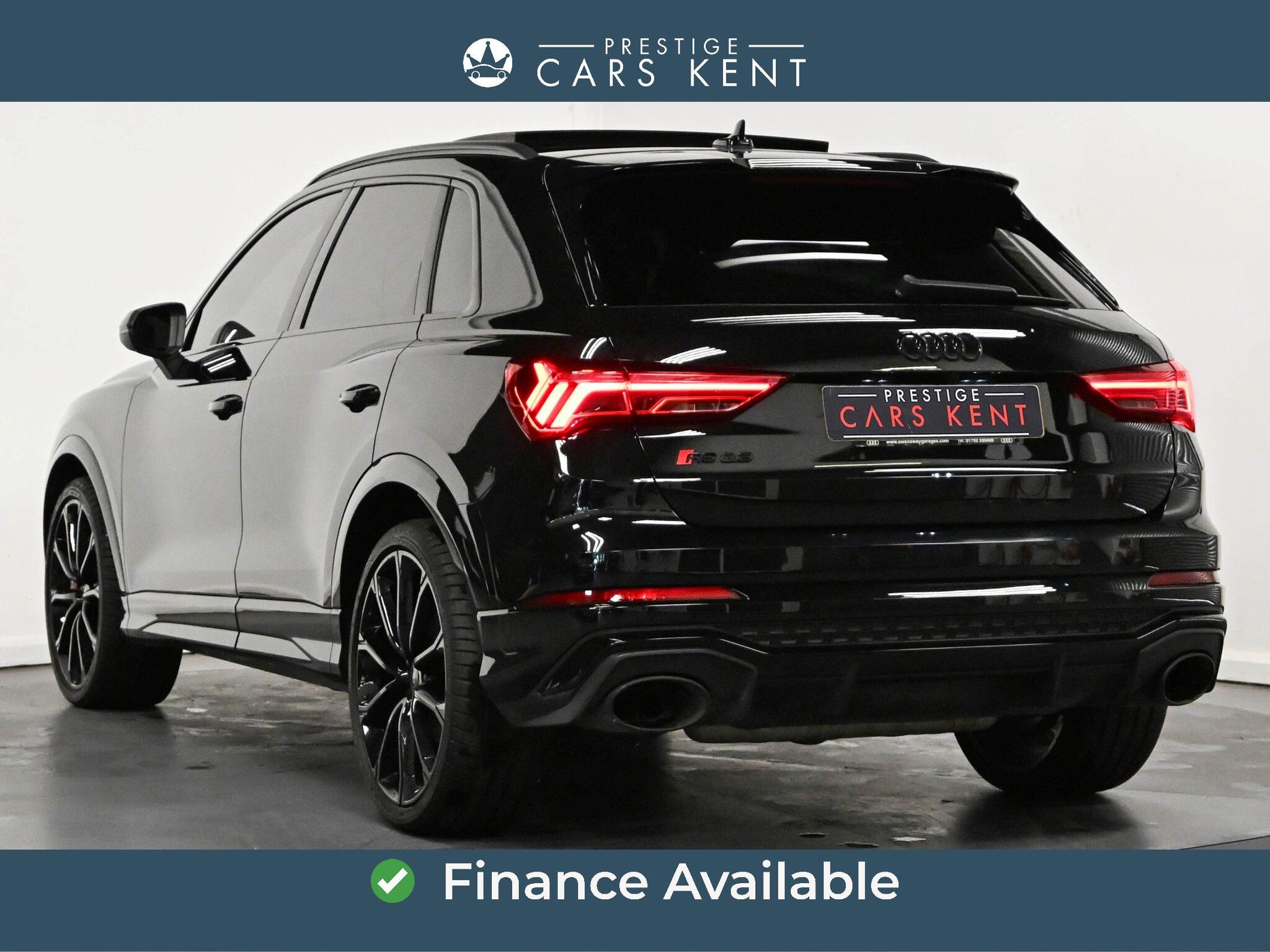Audi RS Q3 view 3