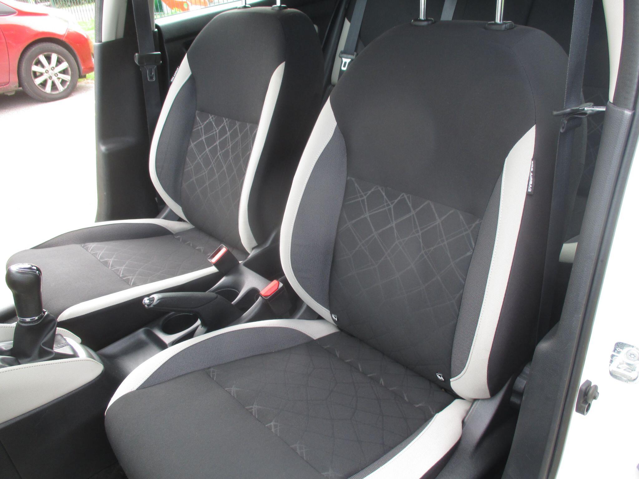 Nissan Micra view 33