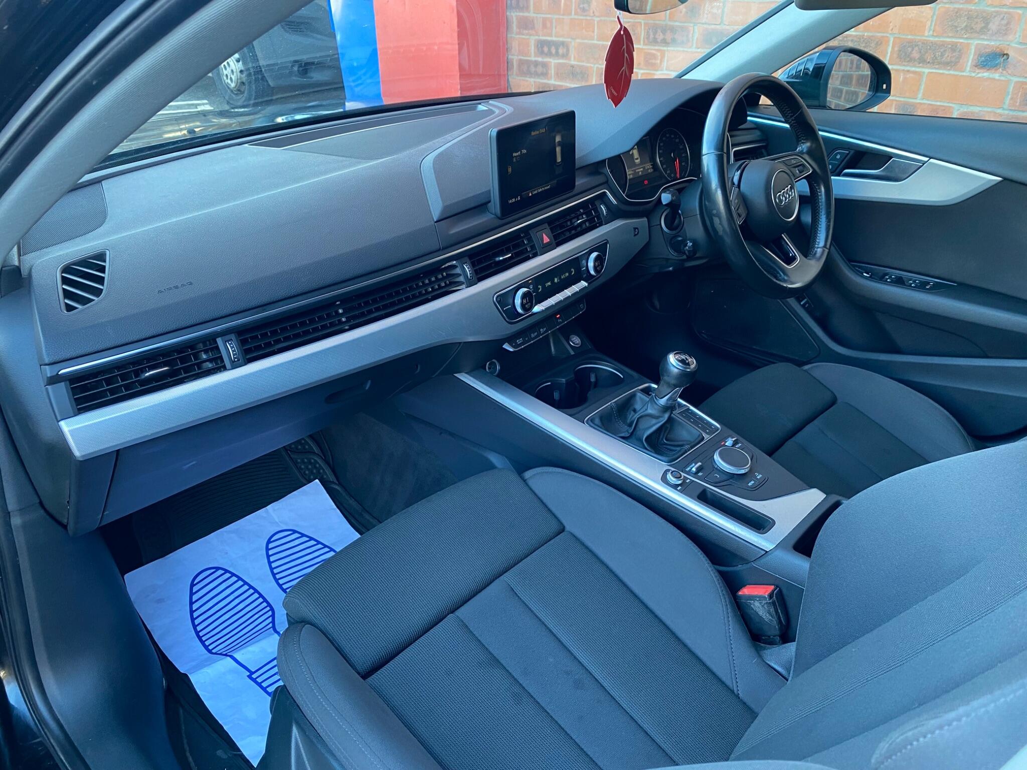 Audi A4 view 46