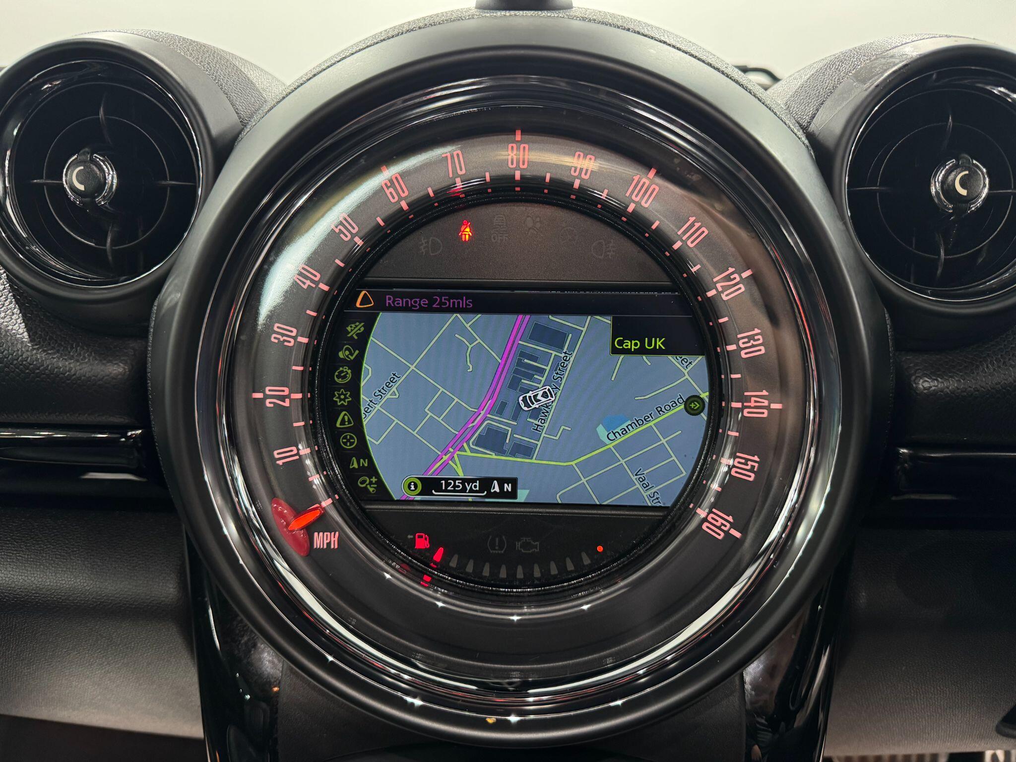 MINI Countryman view 36