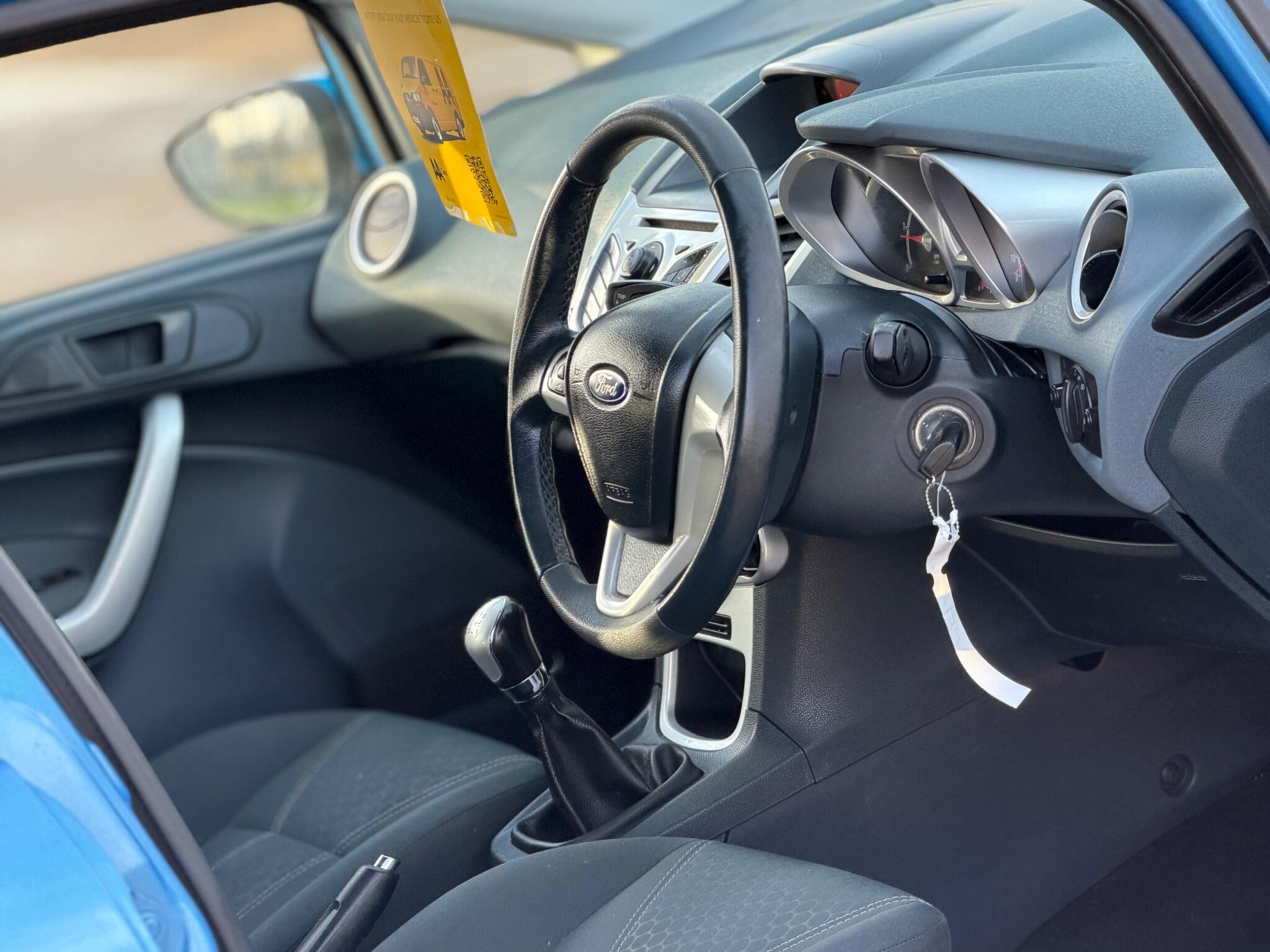 2011 Ford Fiesta 1.4 TDCi DPF Zetec 5dr image 20