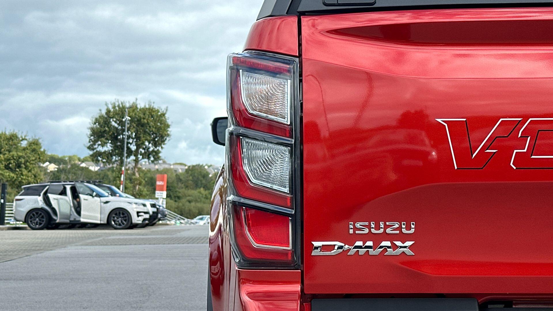 Isuzu D-Max view 19