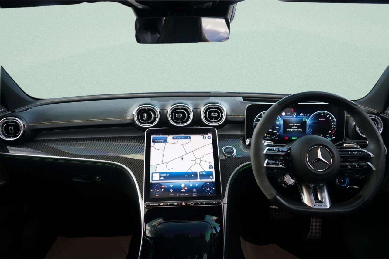 Mercedes-Benz C-Class view 37