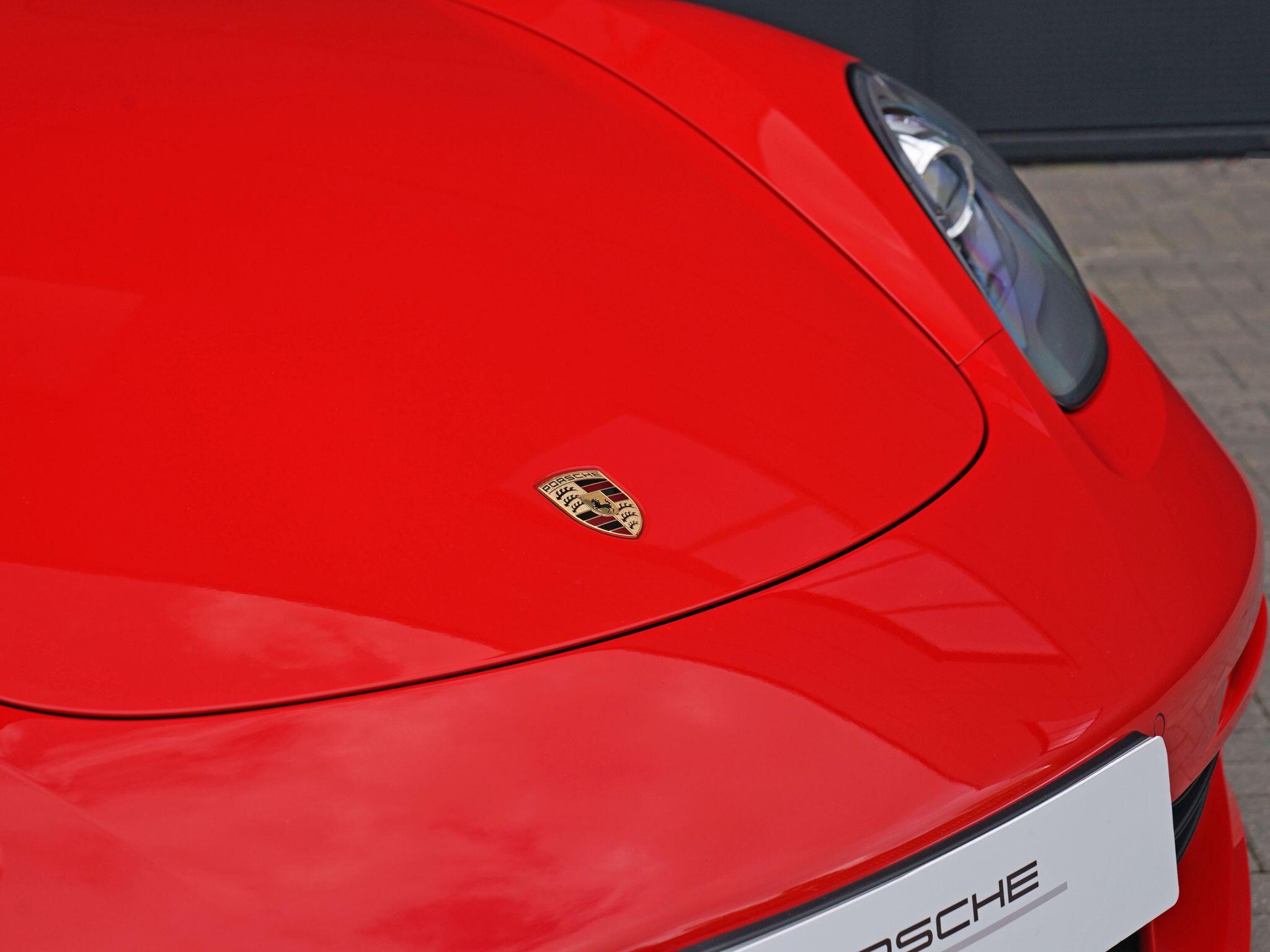 Porsche Cayman view 72