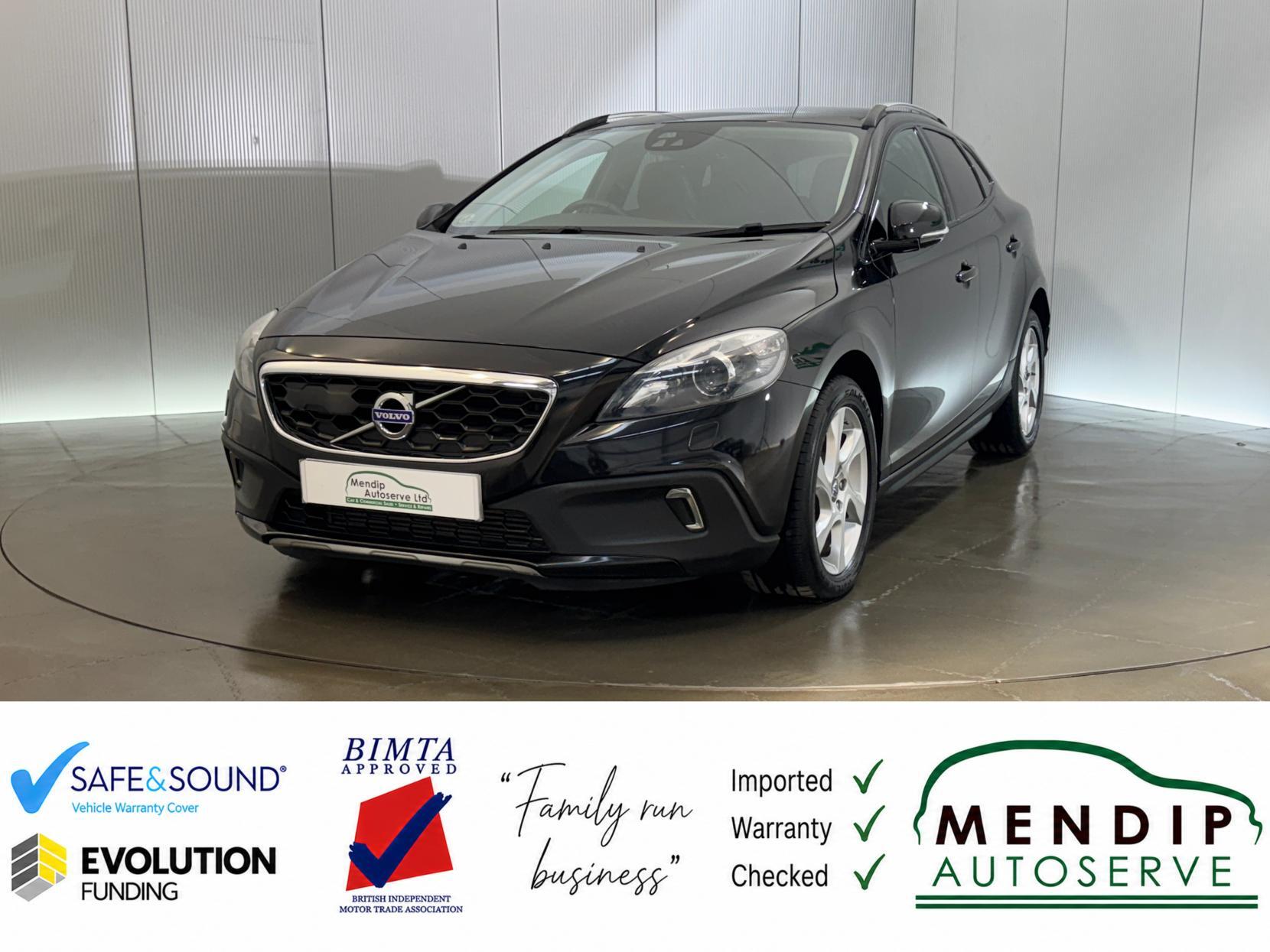 Volvo V40 Cross Country view 45