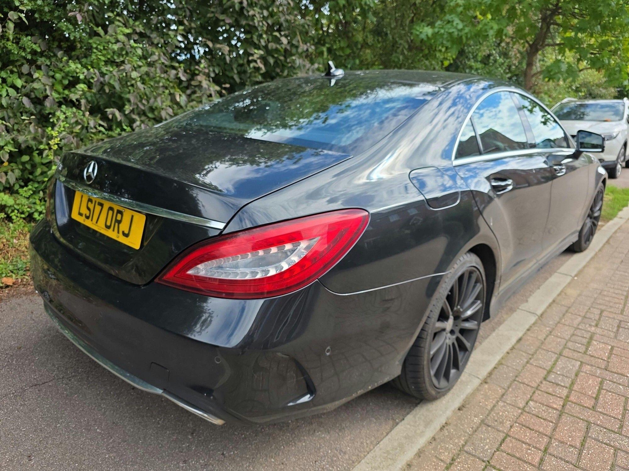 Mercedes-Benz CLS view 3
