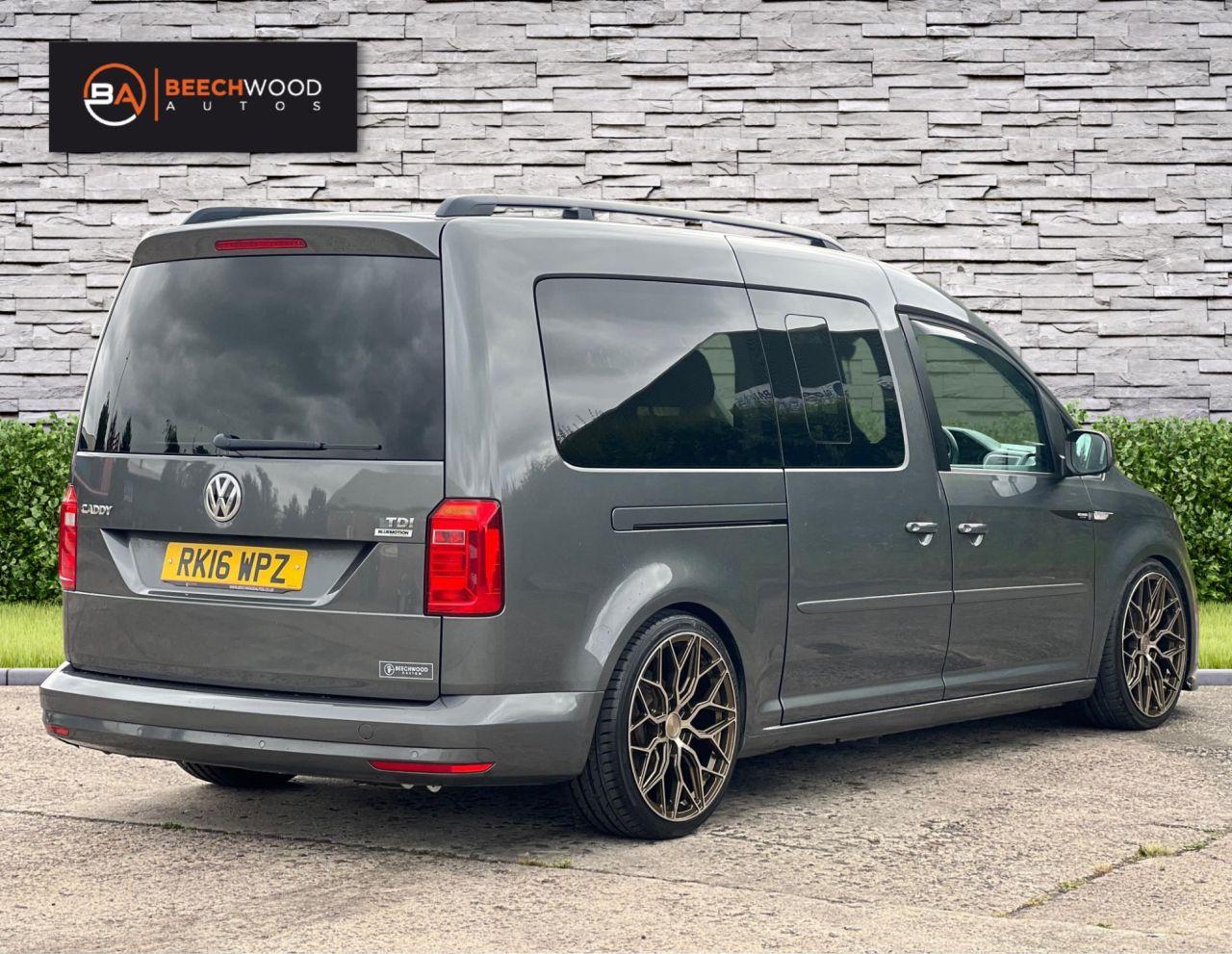 Volkswagen Caddy Maxi Life view 7