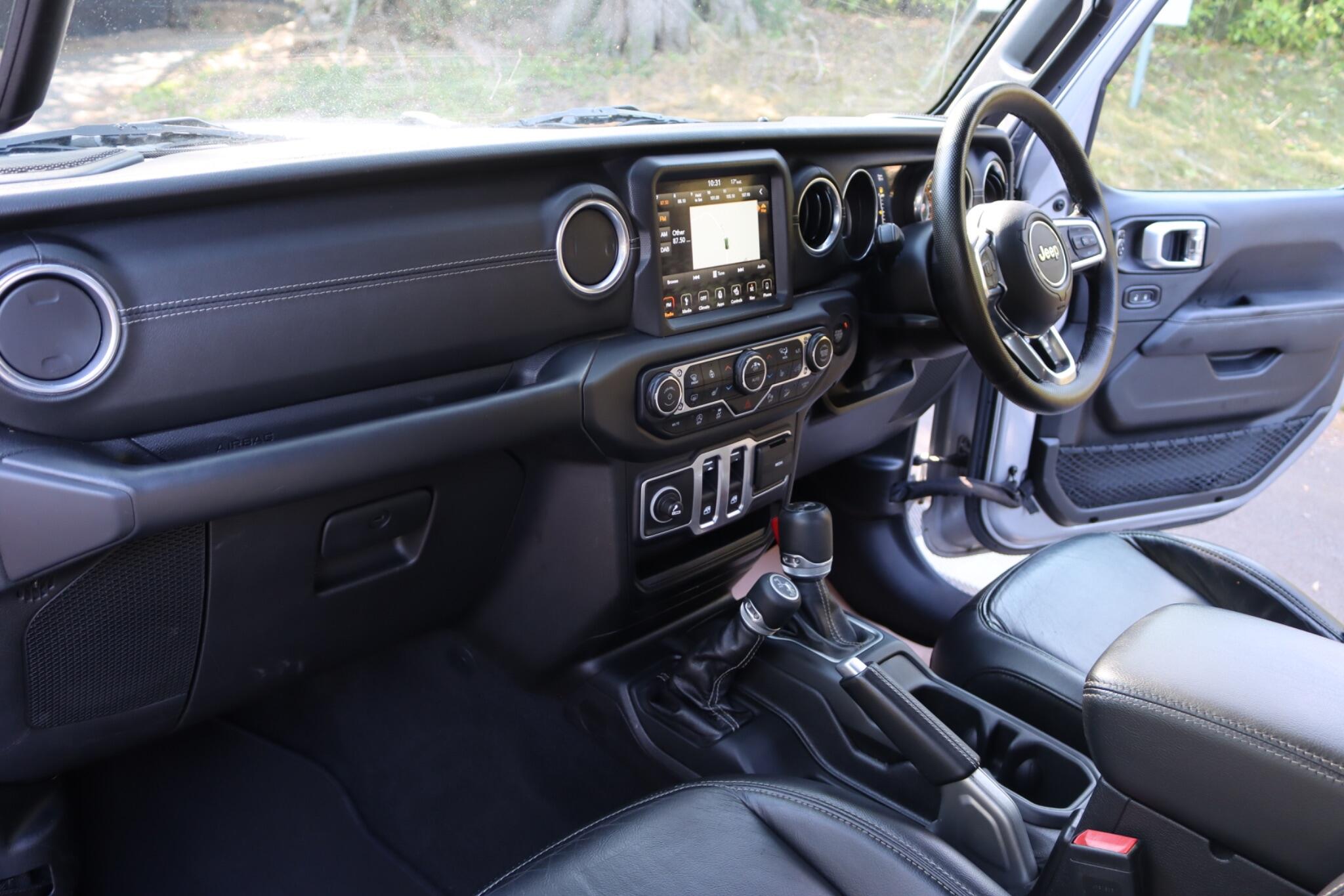 Jeep Wrangler view 8