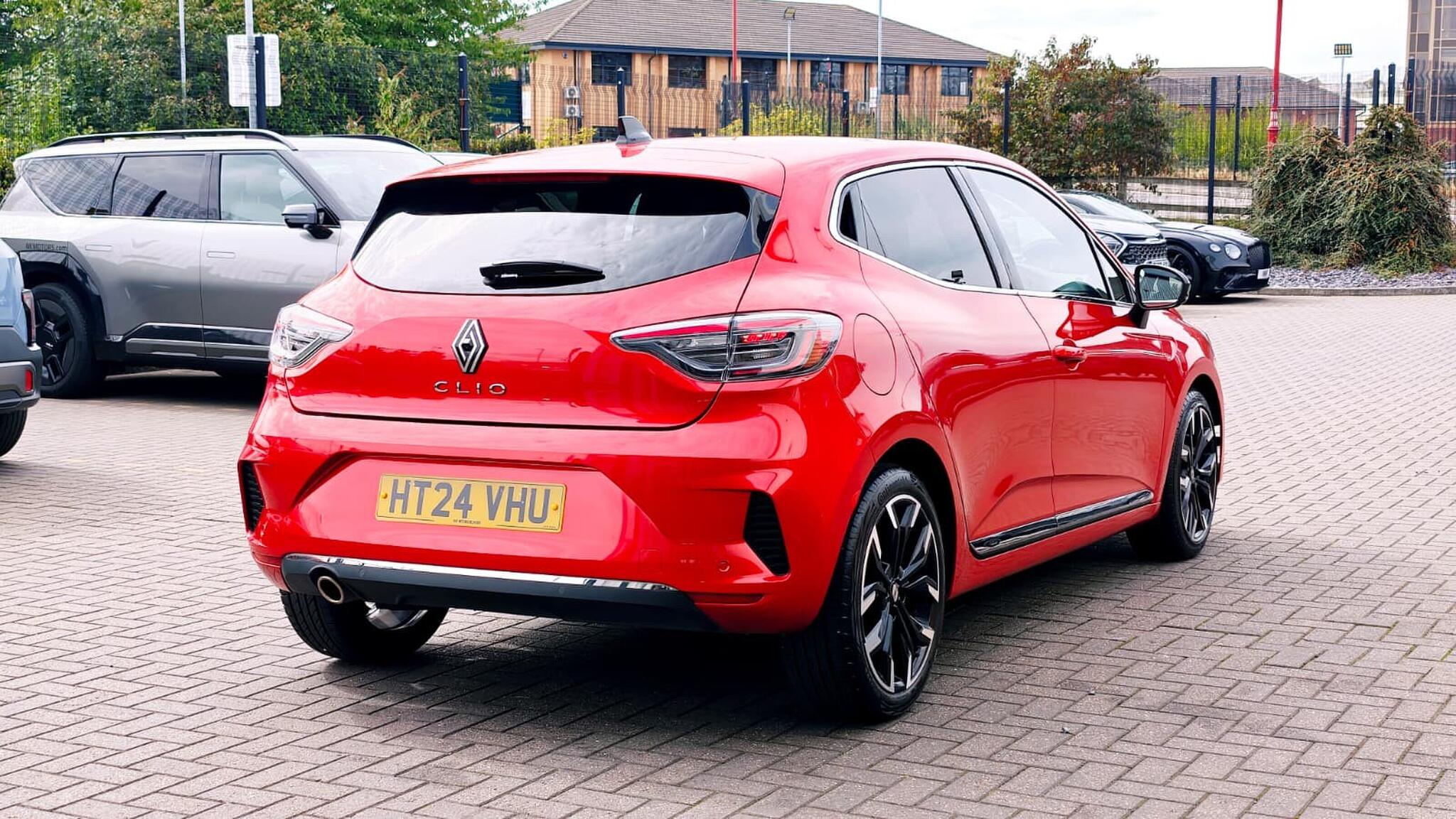 Renault Clio view 8