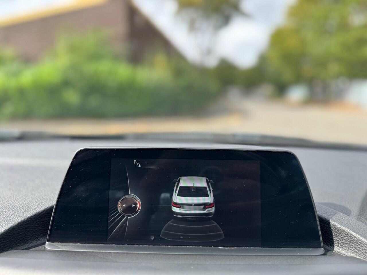 BMW 2 Series view 13