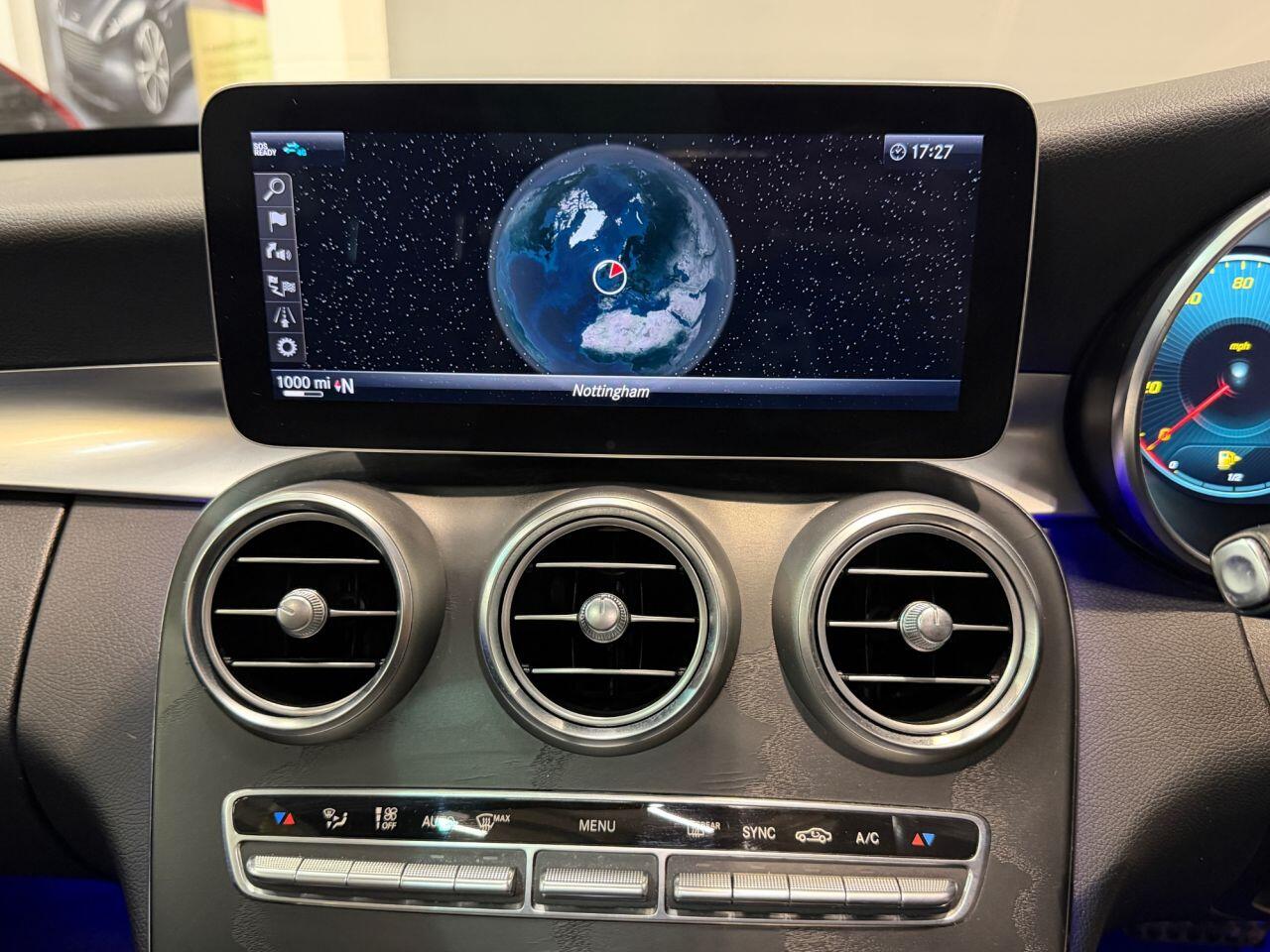 Mercedes-Benz C-Class view 28