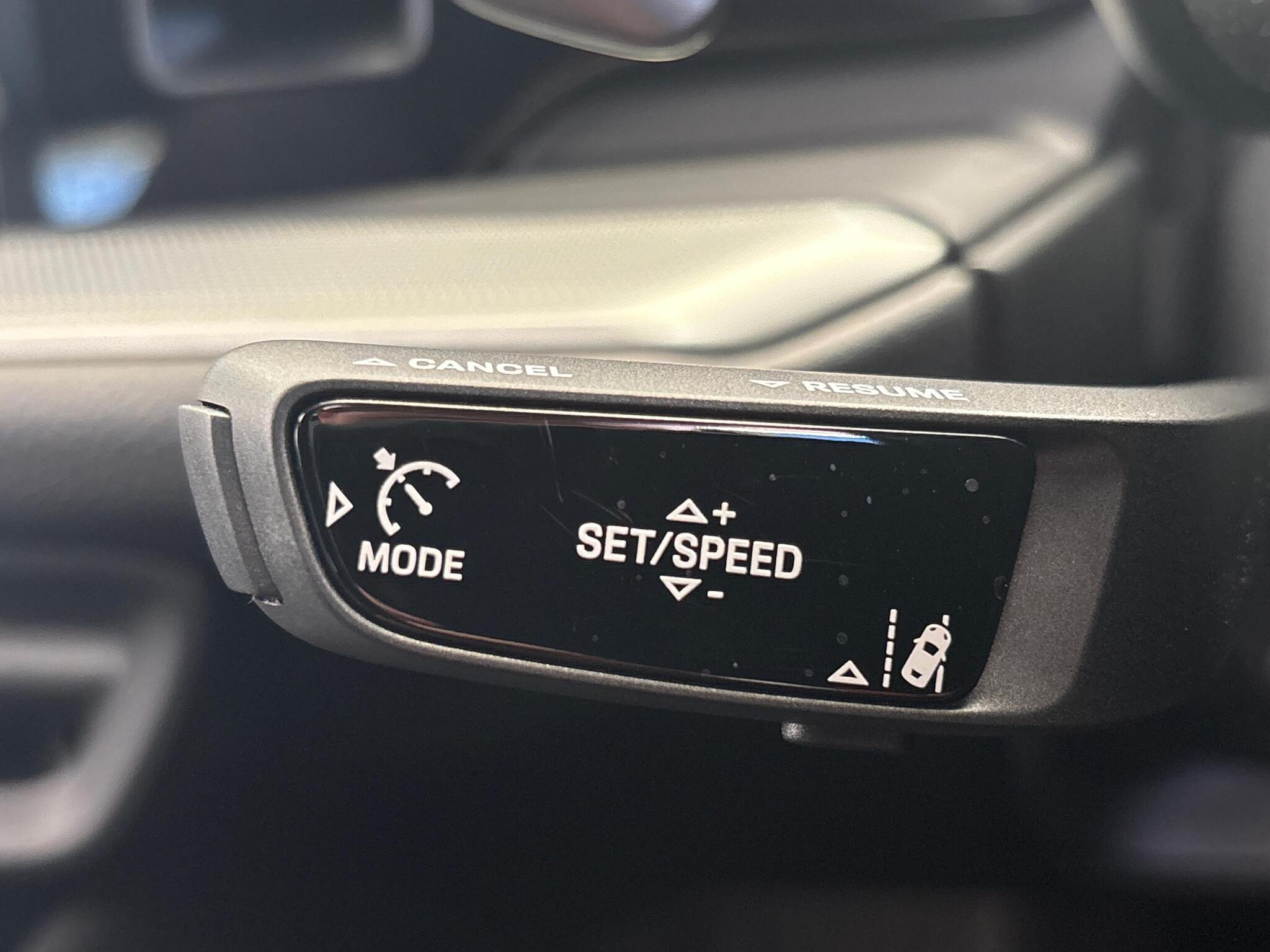 Porsche Cayenne view 39