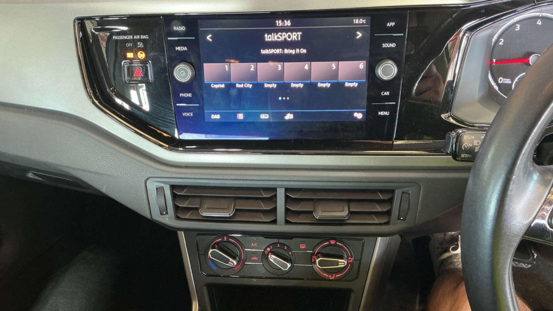 Volkswagen Polo view 11