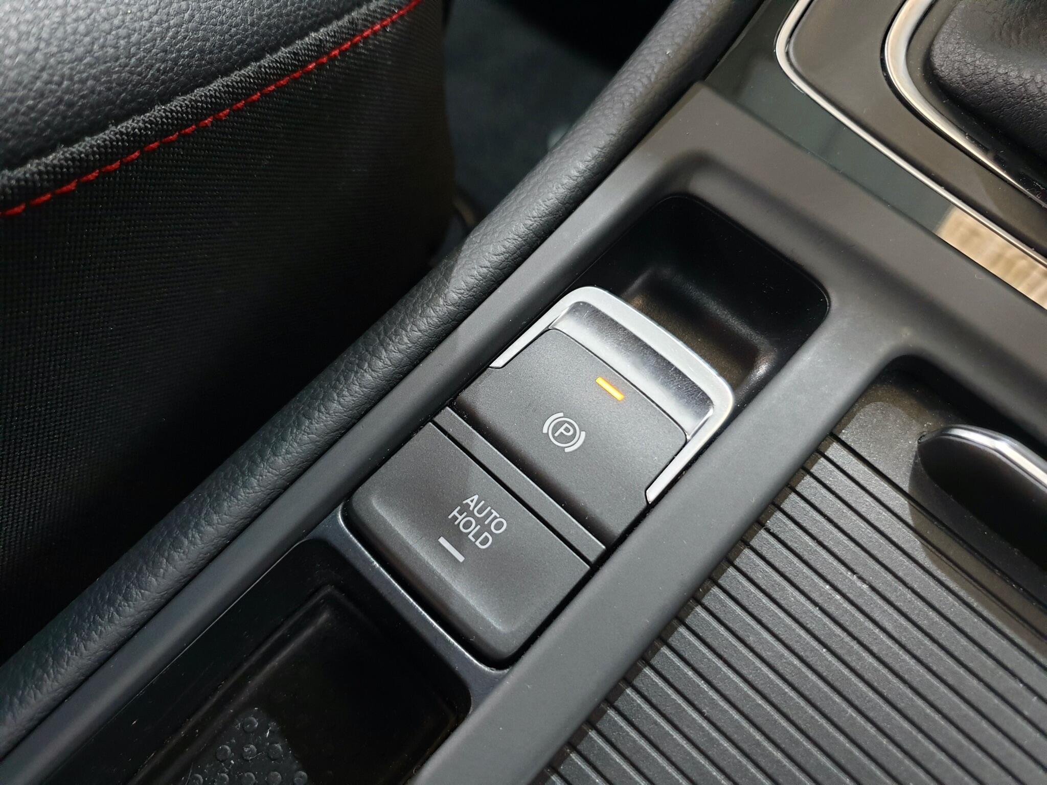 Volkswagen Golf view 60