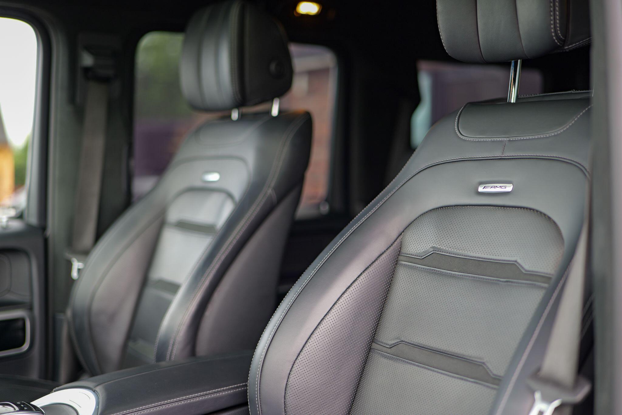 Mercedes-Benz G Class view 24