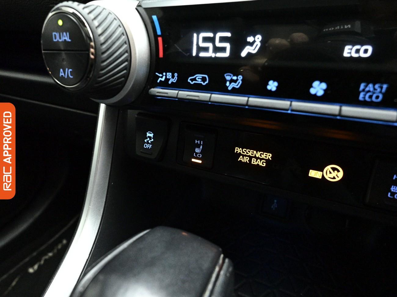 Toyota RAV4 view 17