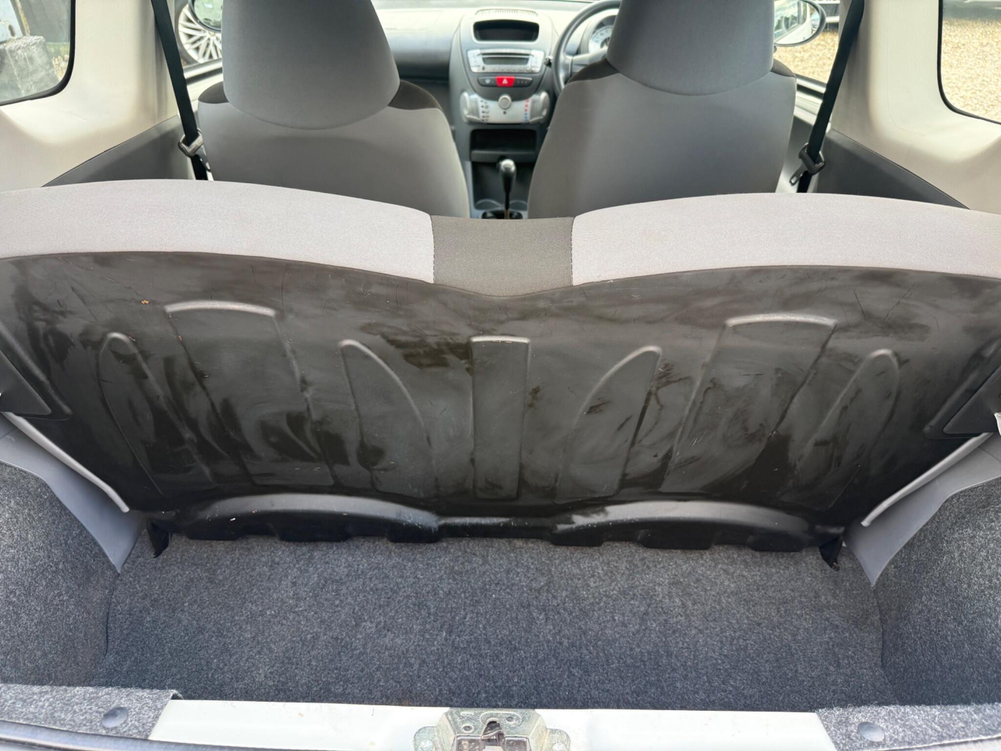 Citroen C1 view 12