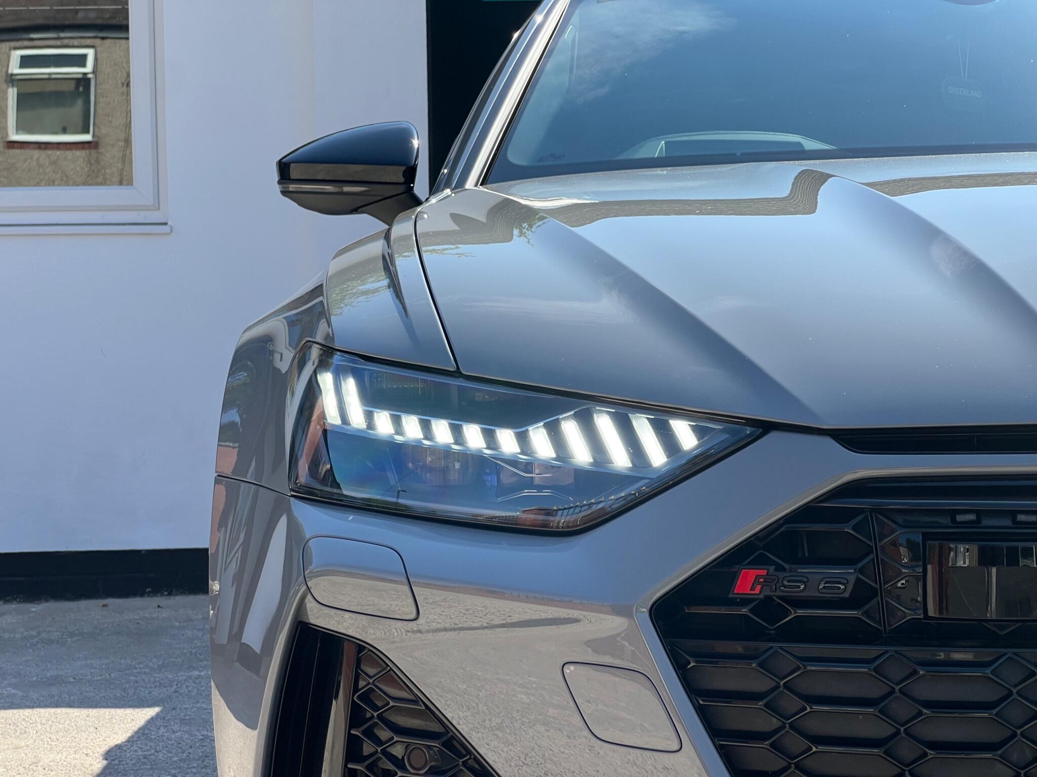 Audi RS6 view 25