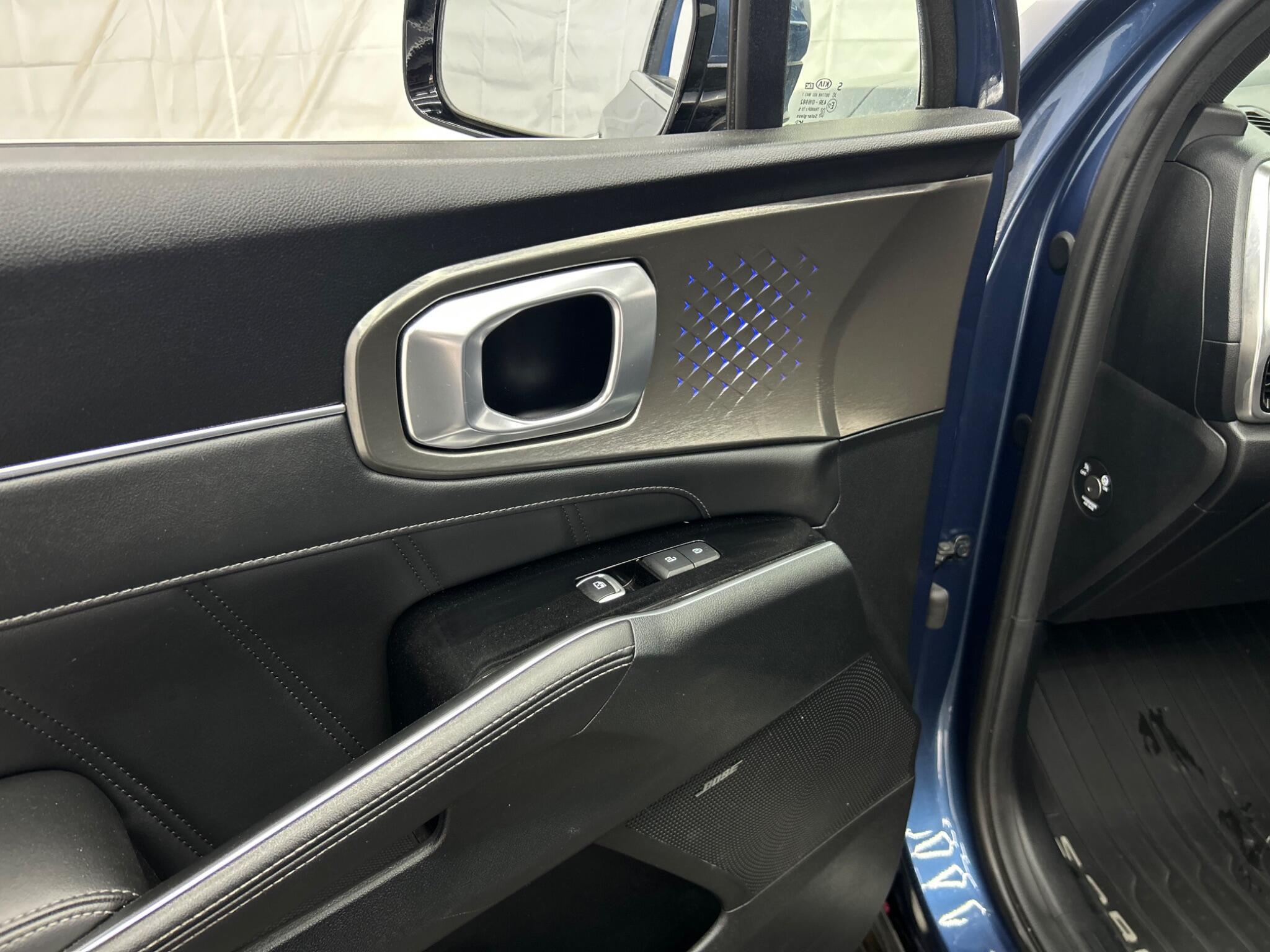 Kia Sorento view 32
