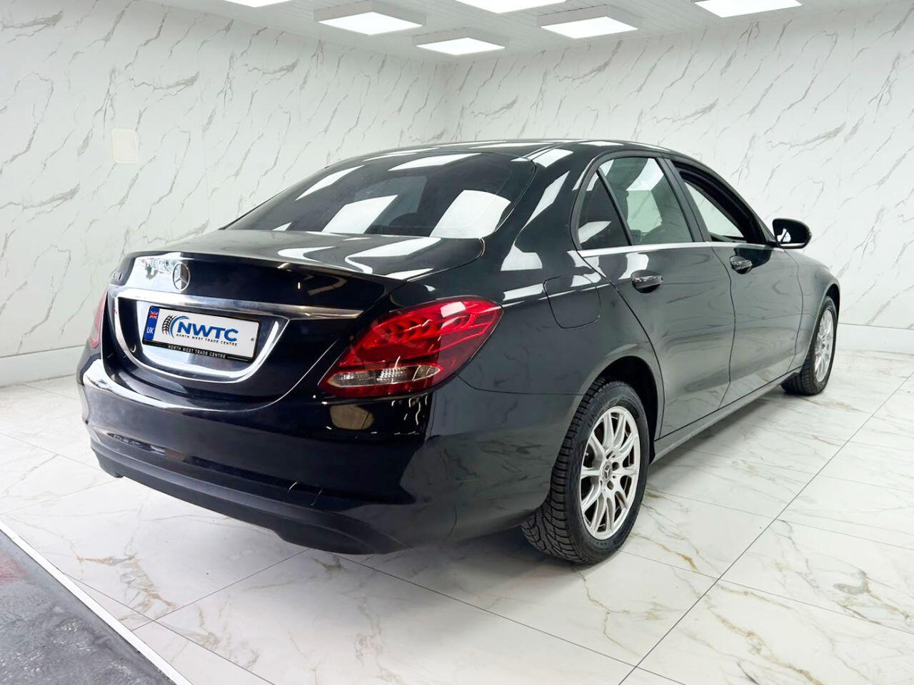 Mercedes-Benz C-Class view 11
