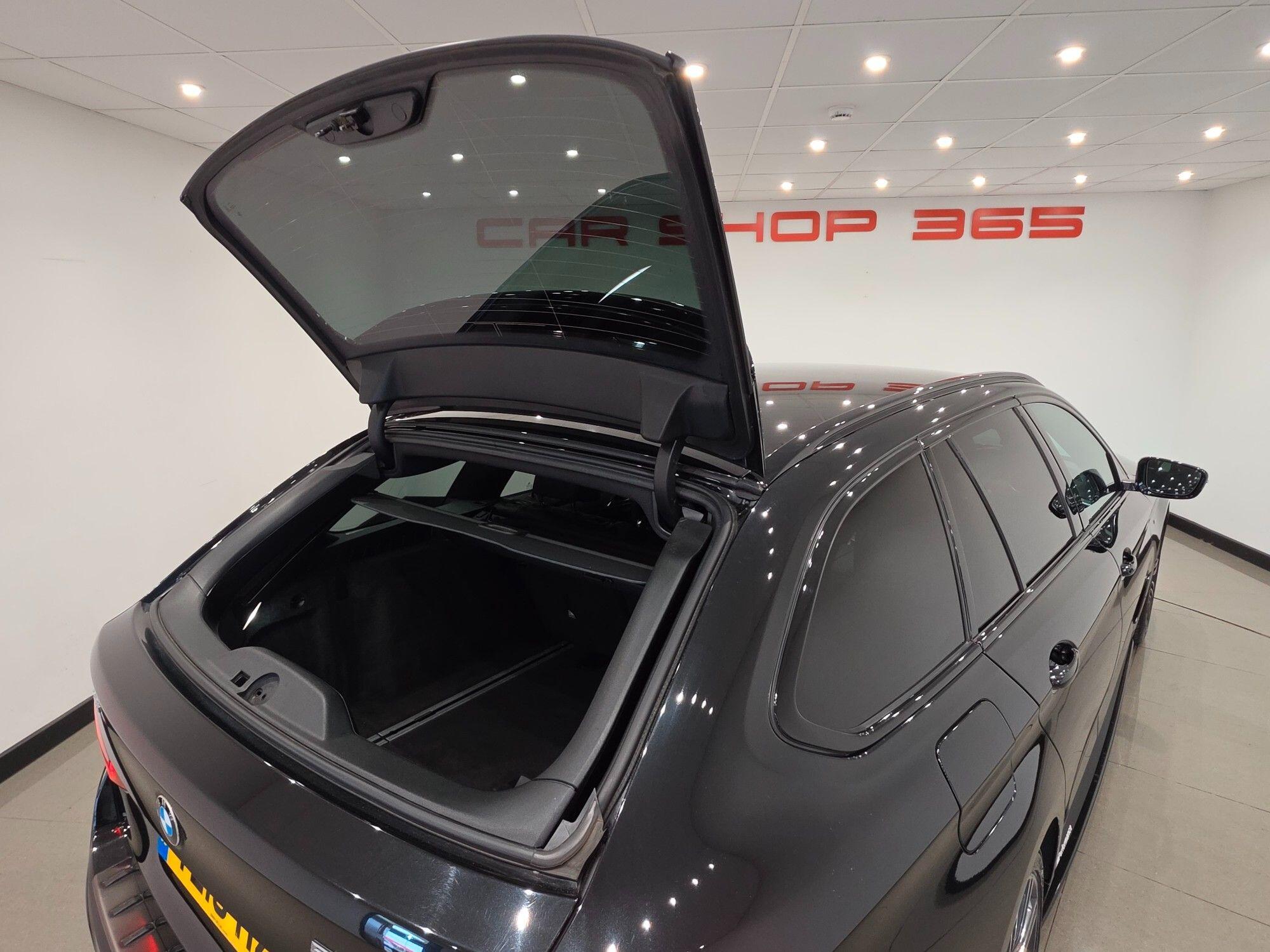 BMW 5 Series view 57