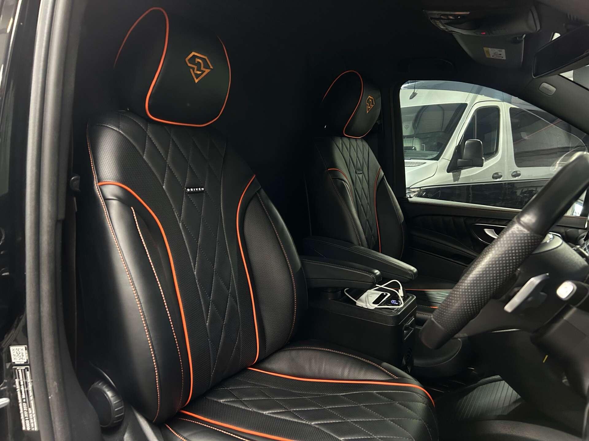 Mercedes-Benz V Class view 40