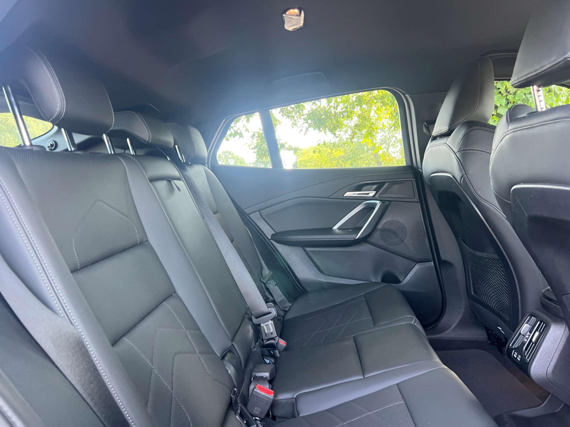 BMW Ix2 view 44