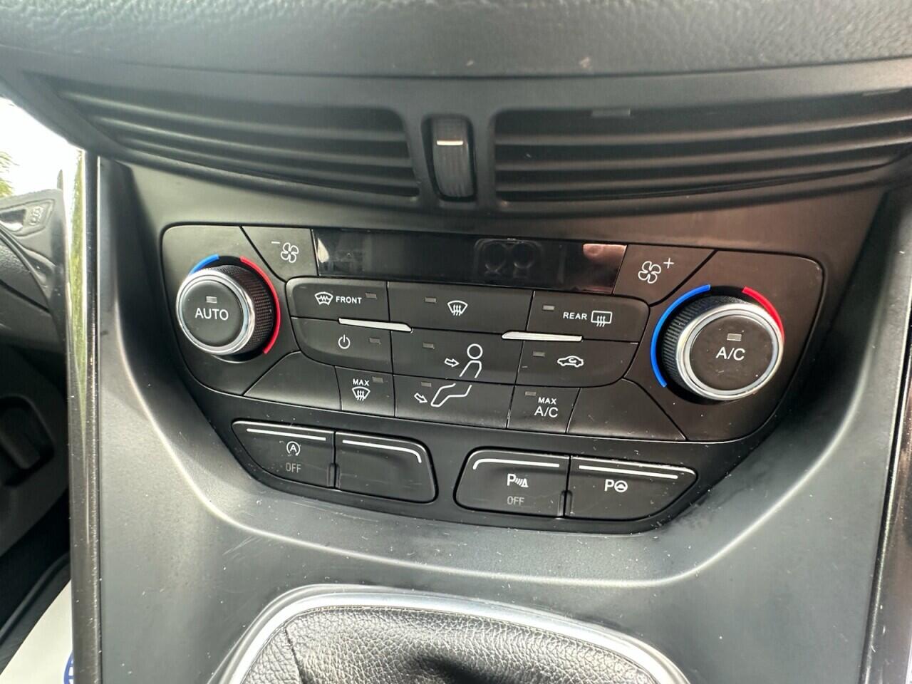 Ford Kuga view 26