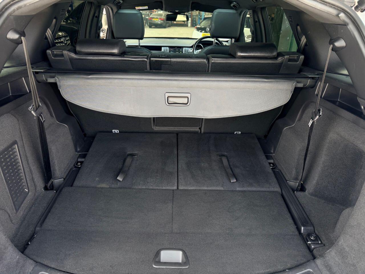 Land Rover Discovery Sport view 26