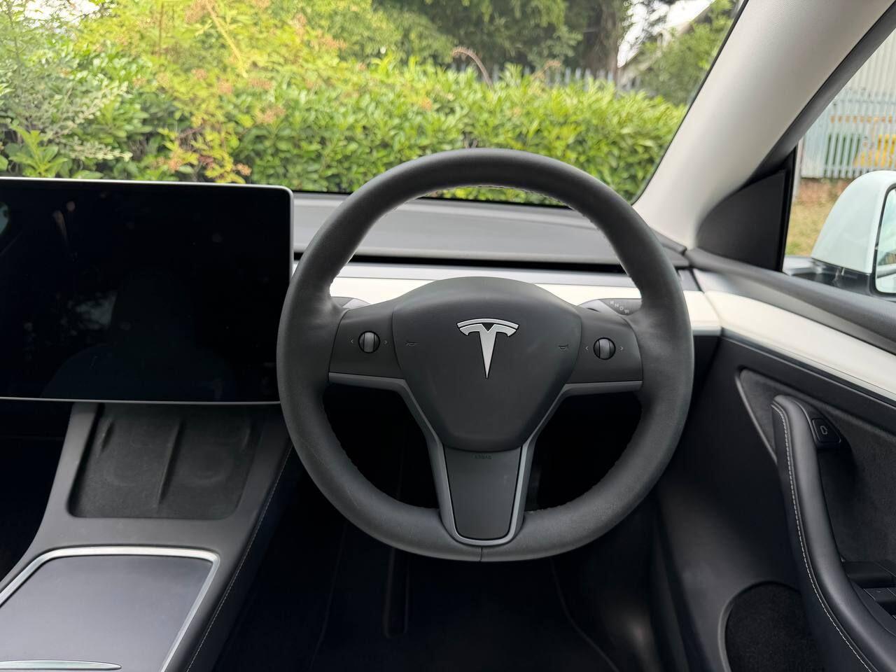 Tesla Model Y view 30