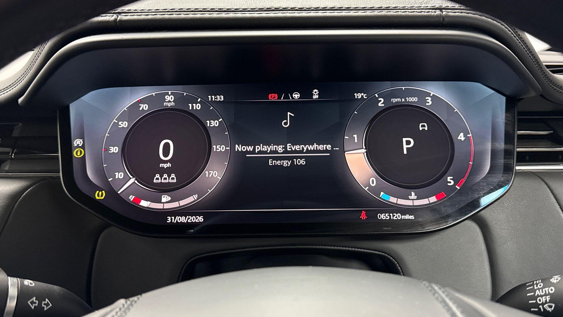 Land Rover Range Rover Sport view 16