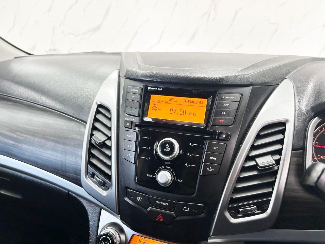 KGM Korando view 16