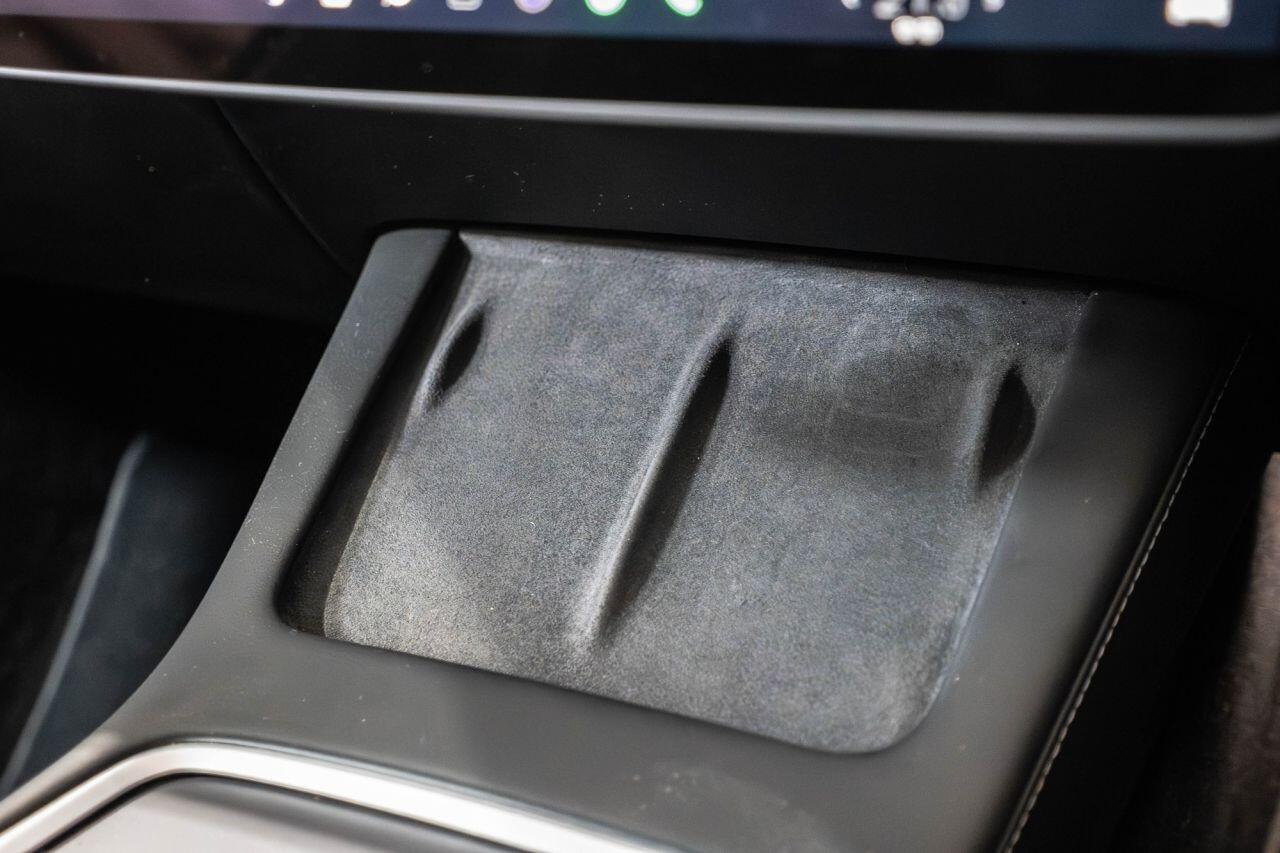 Tesla Model Y view 31