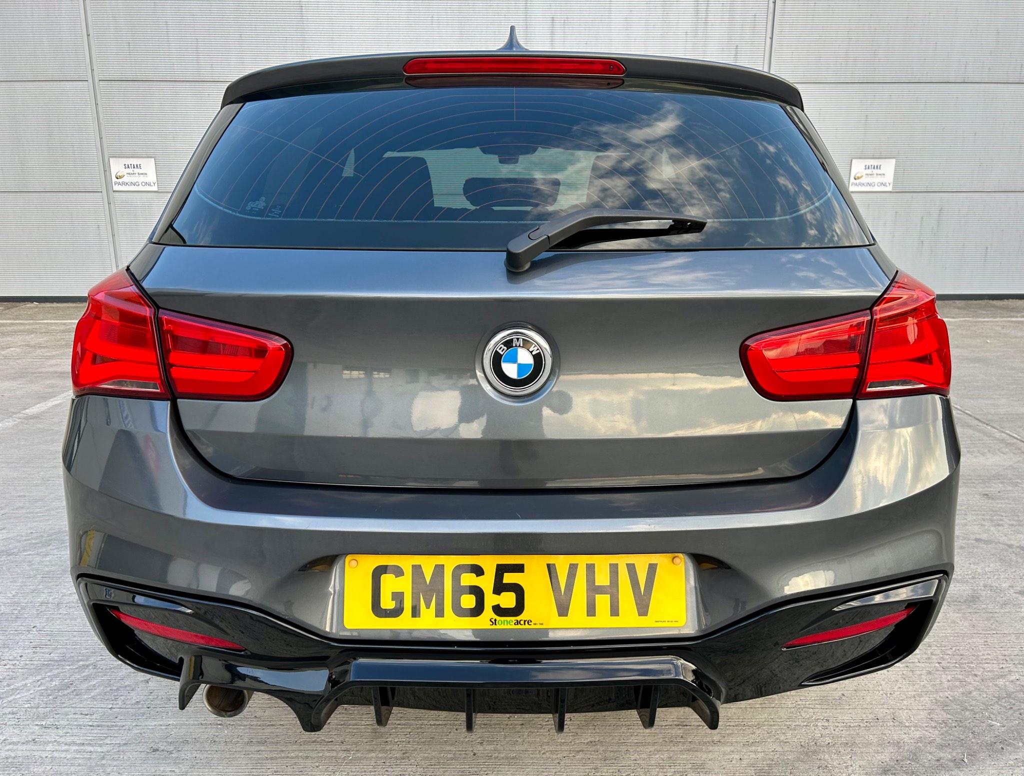 BMW 1 Series view 4