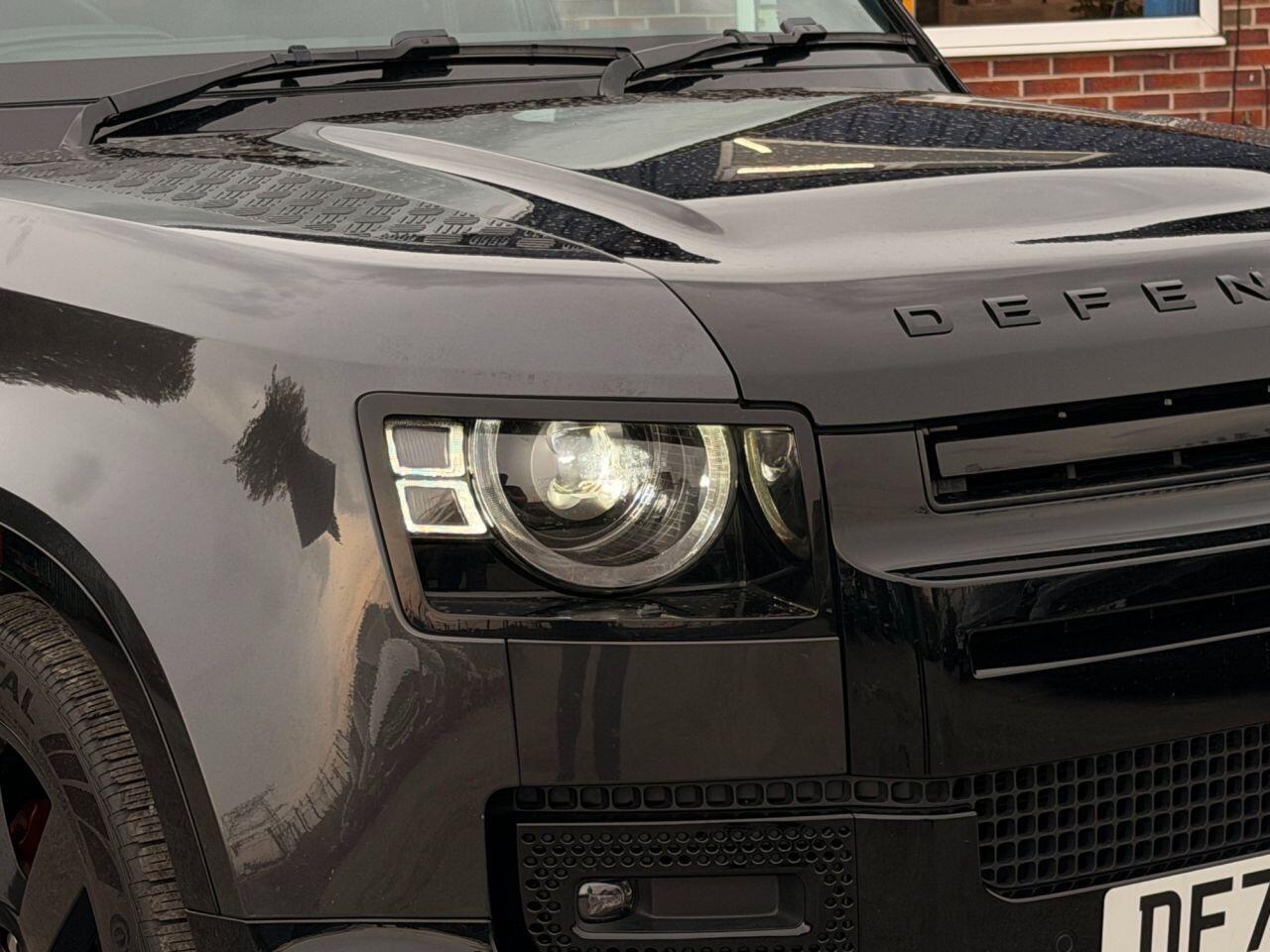 Land Rover Defender view 15