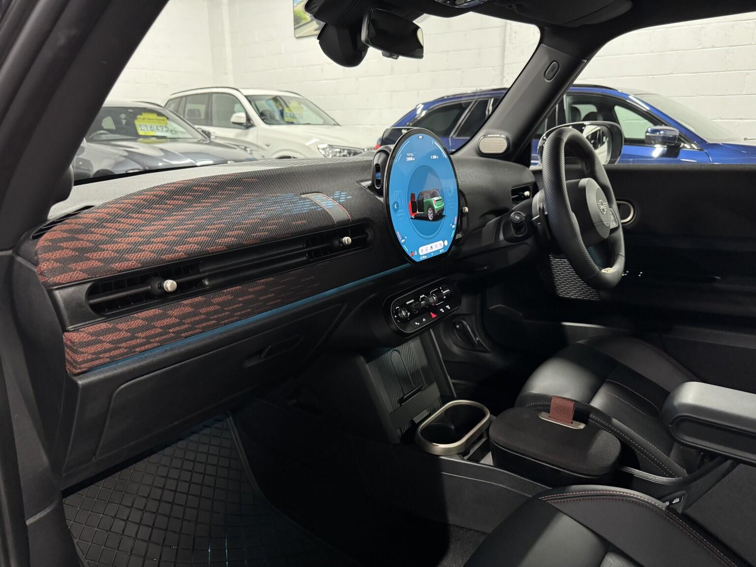 Mini Cooper Cooper view 17