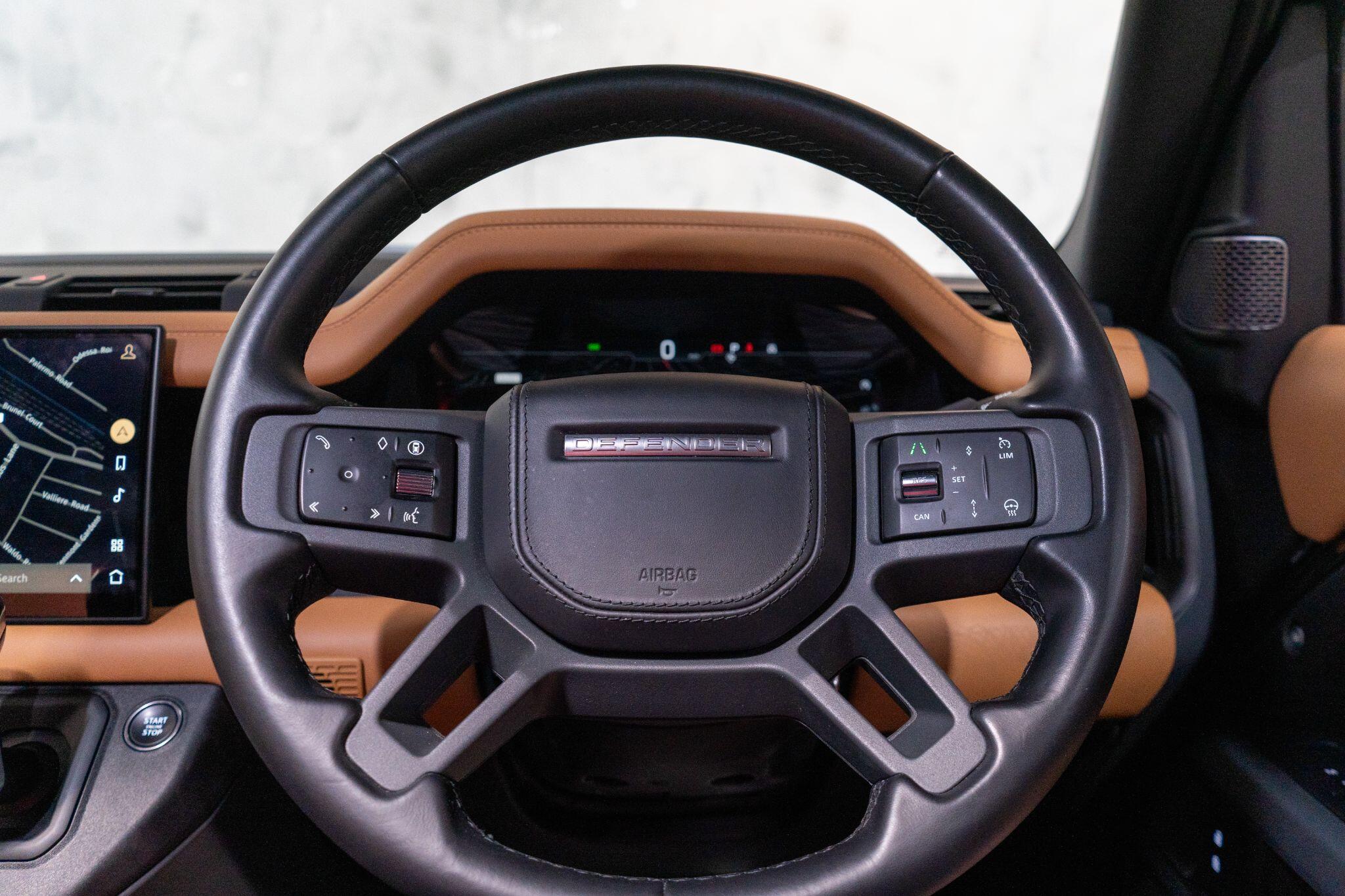 Land Rover Defender view 37