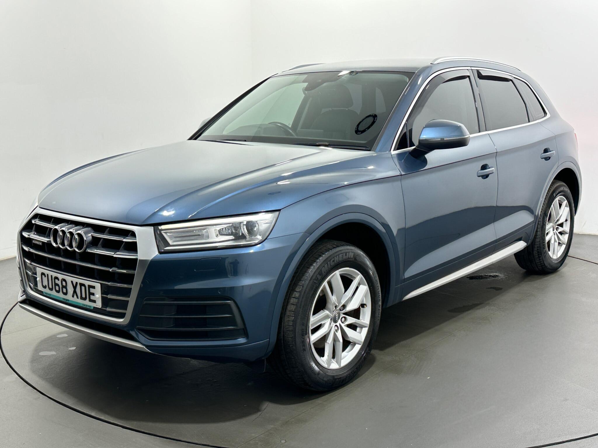 Audi Q5 view 55