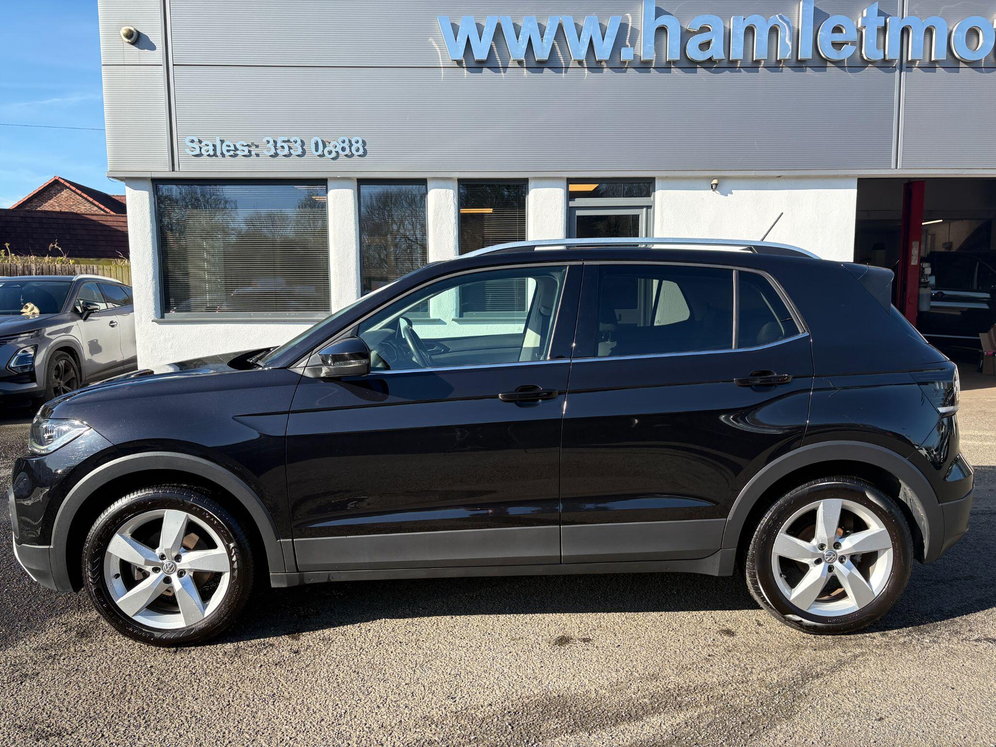 Volkswagen T-Cross view 2