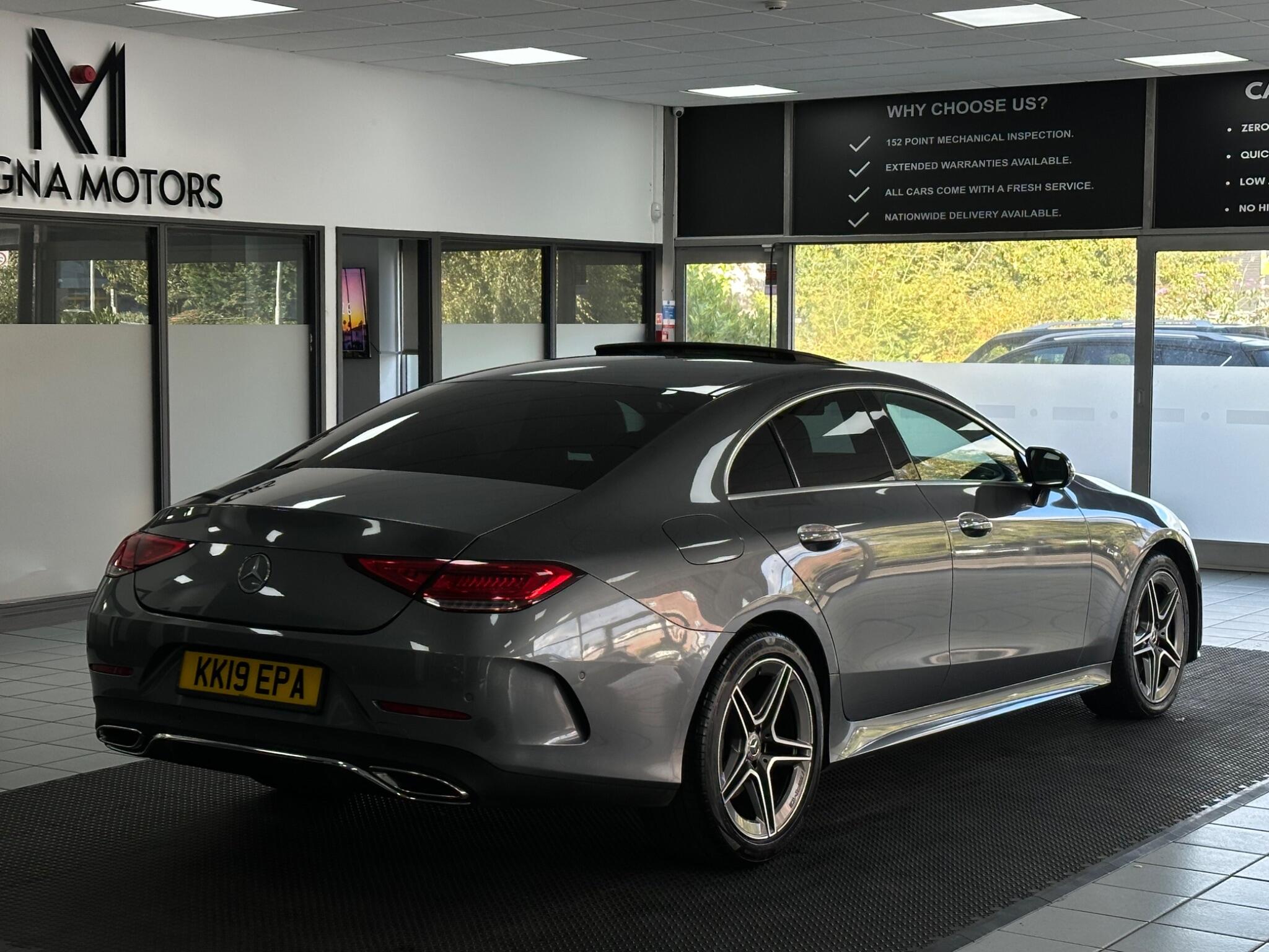 Mercedes-Benz CLS view 14