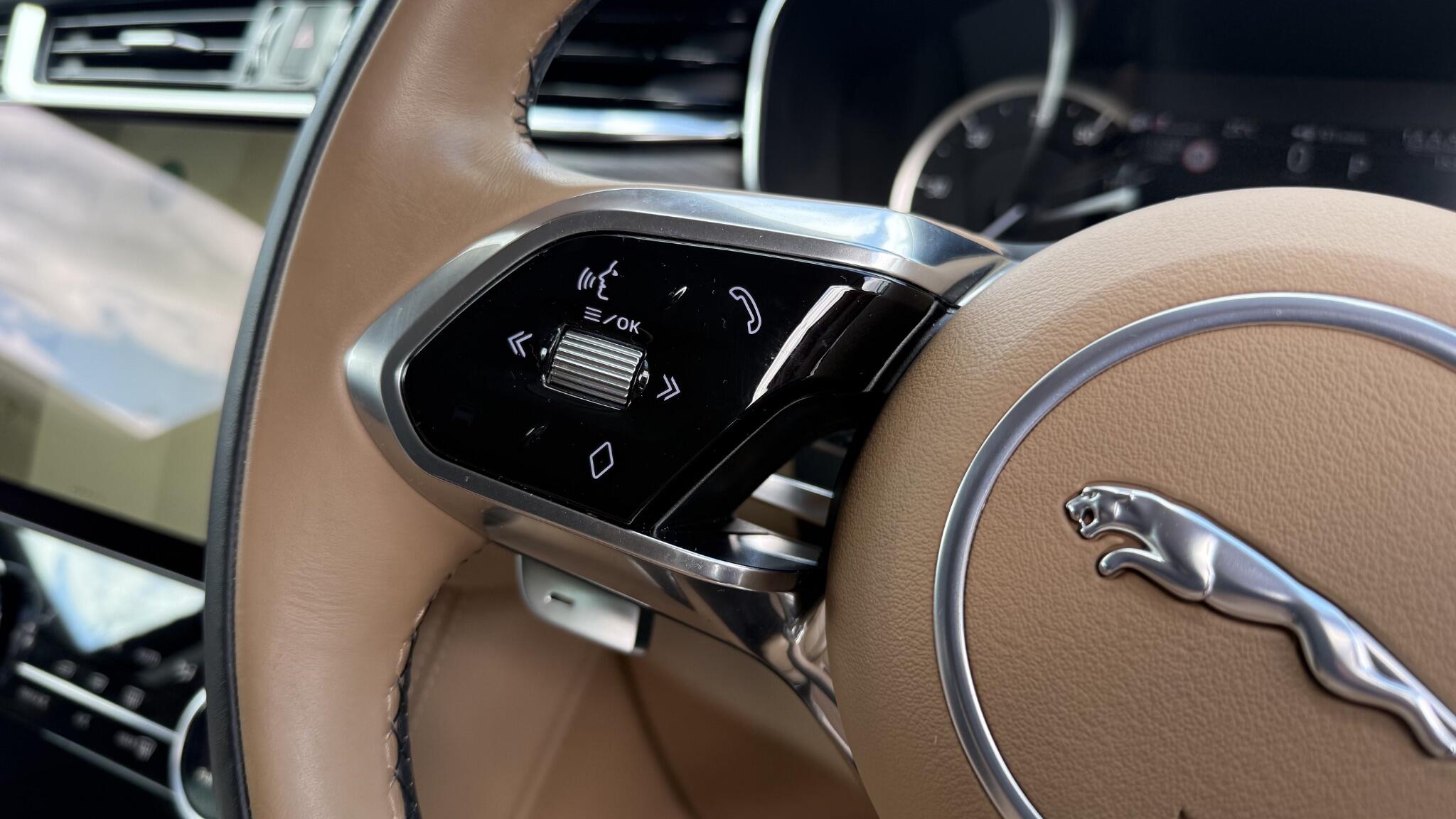 Jaguar F-Pace view 30