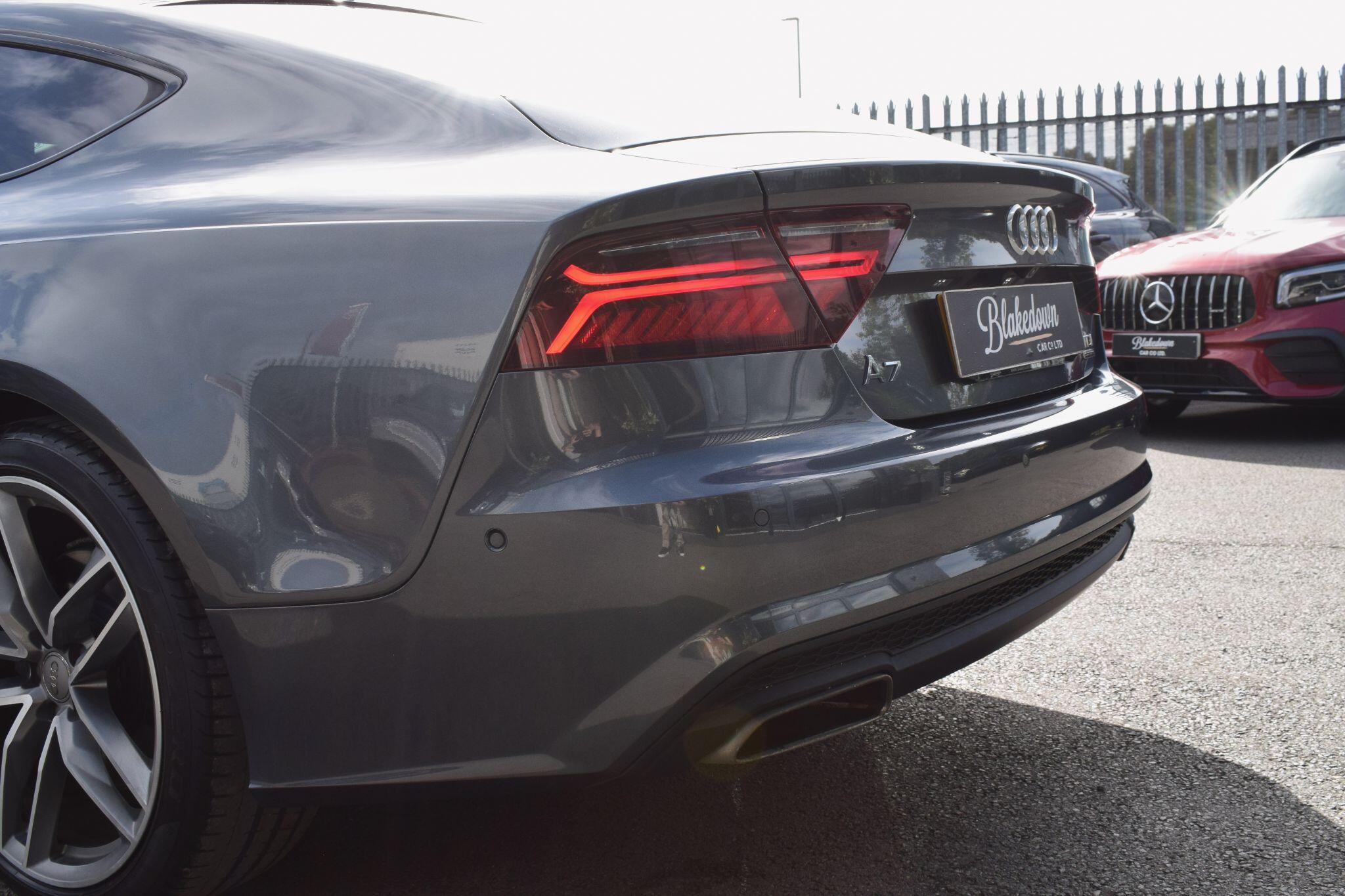 Audi A7 view 36