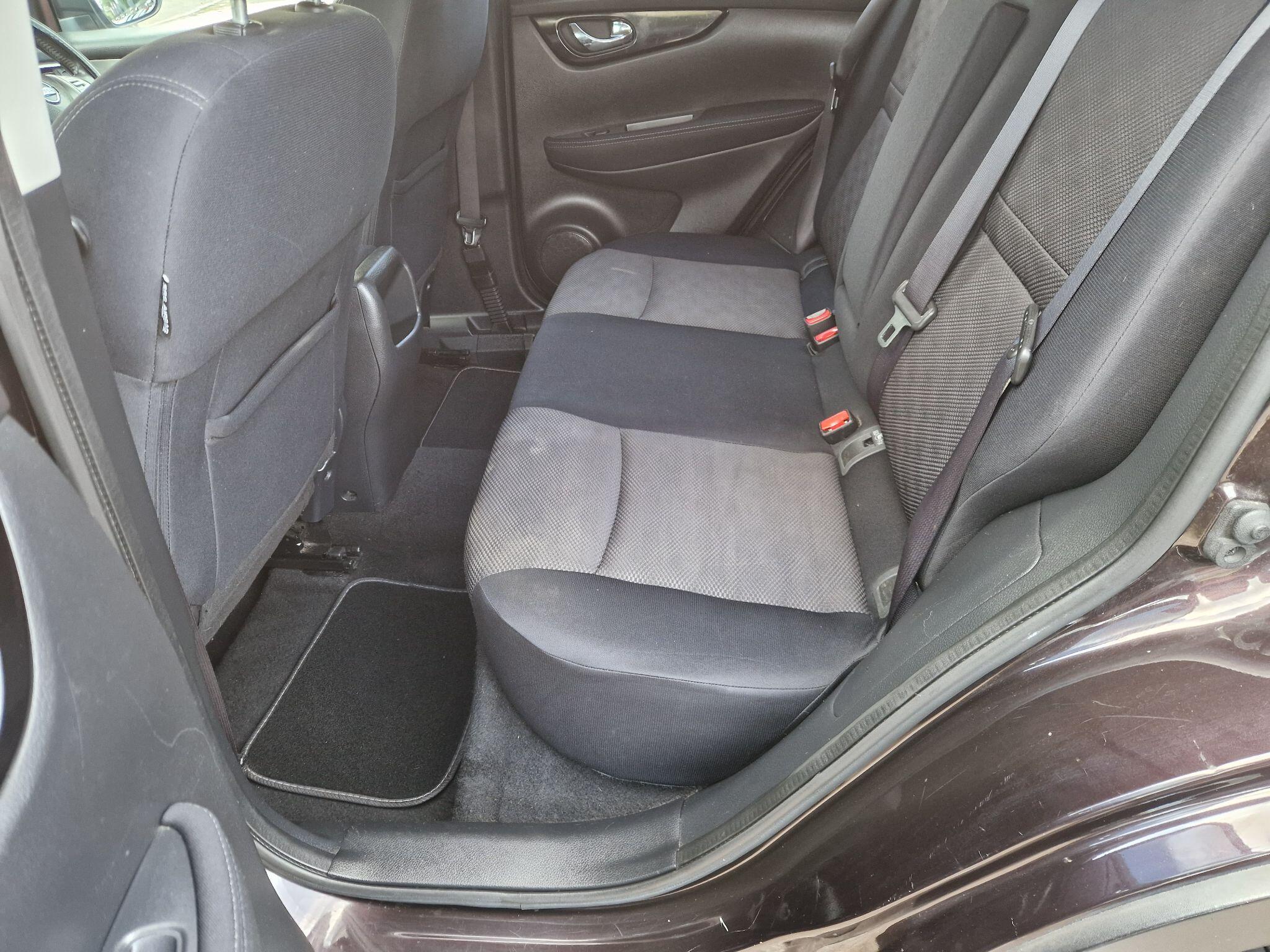 Nissan Qashqai view 25