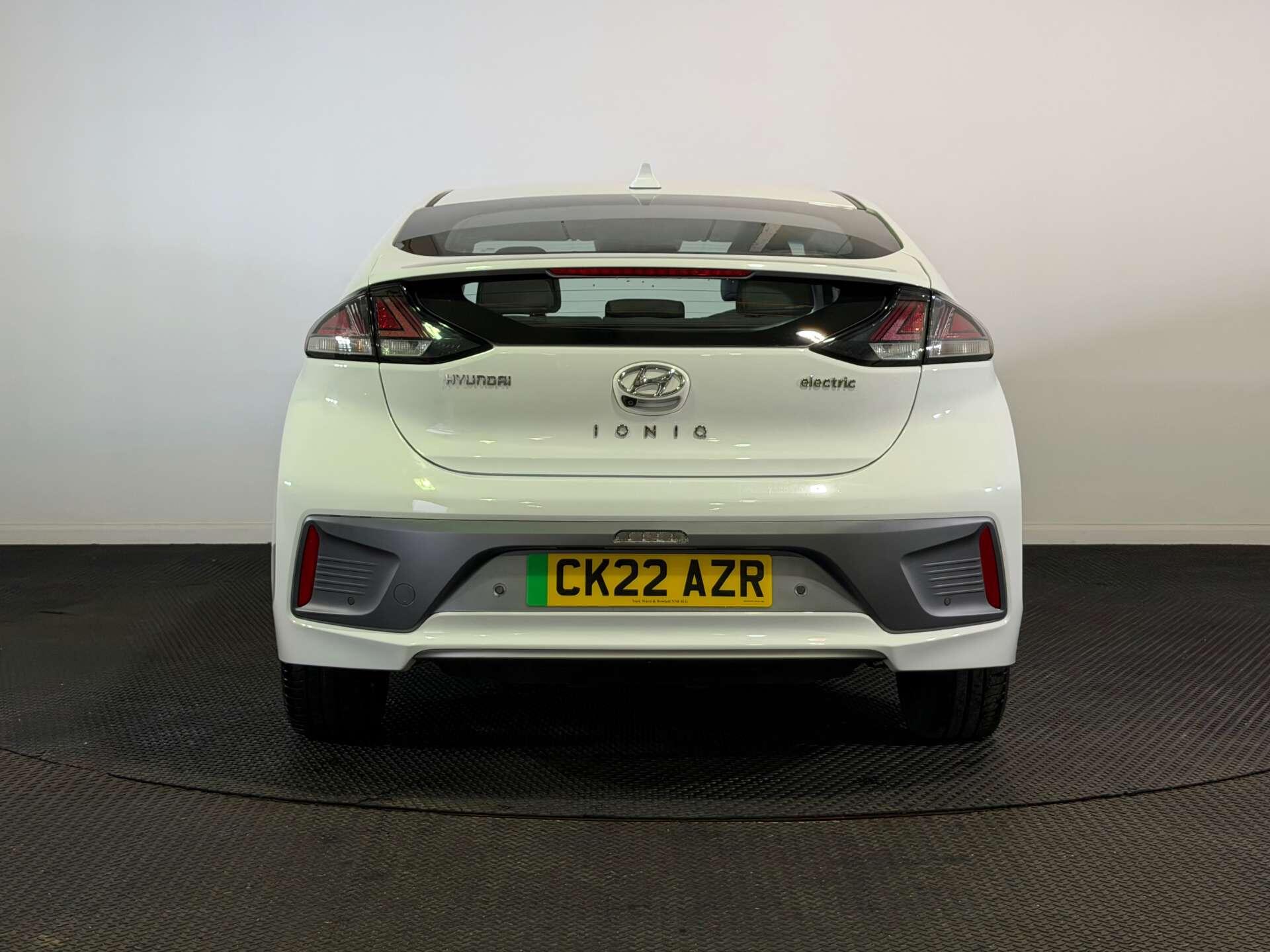 Hyundai Ioniq view 6