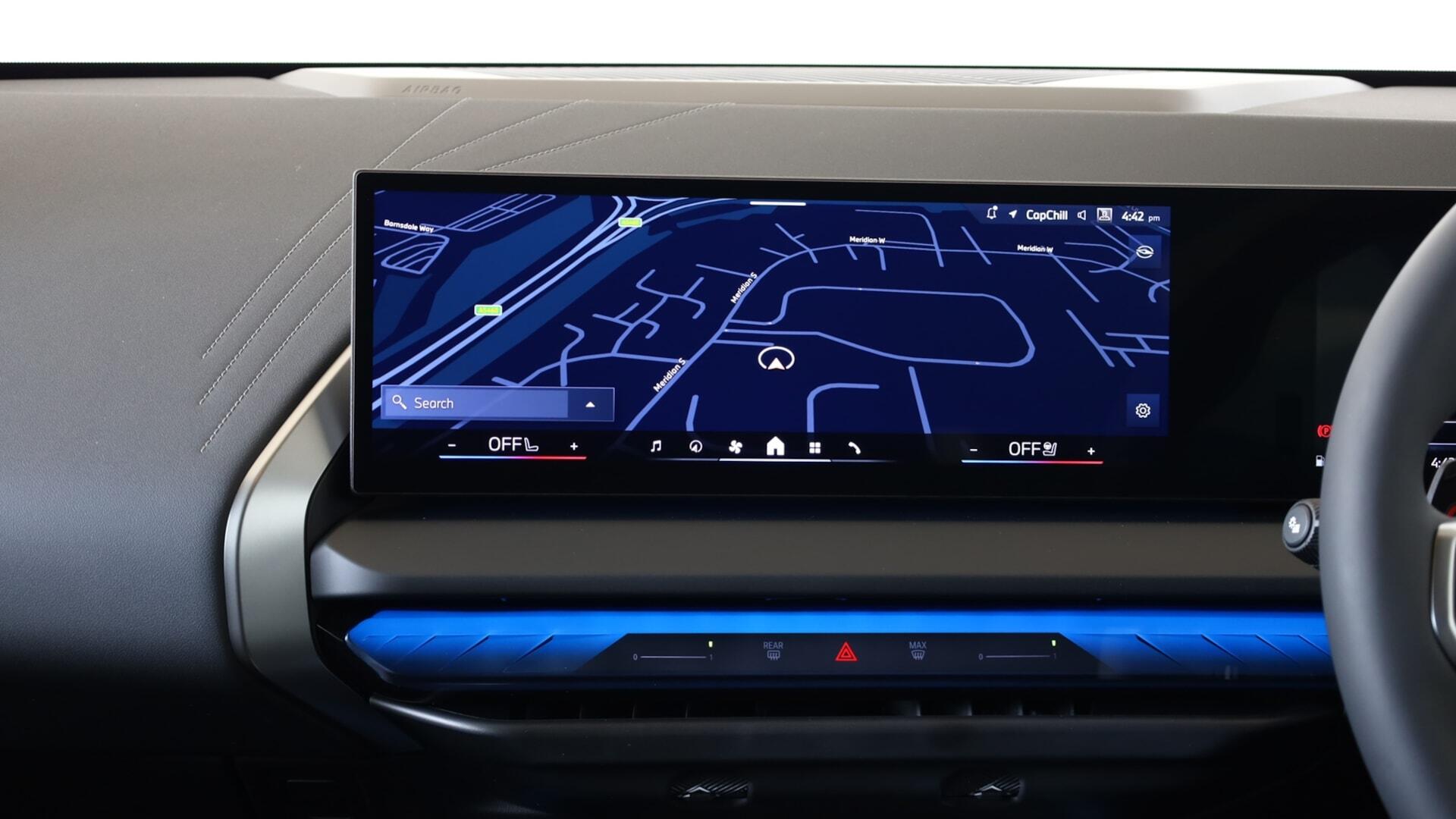 BMW X3 view 8