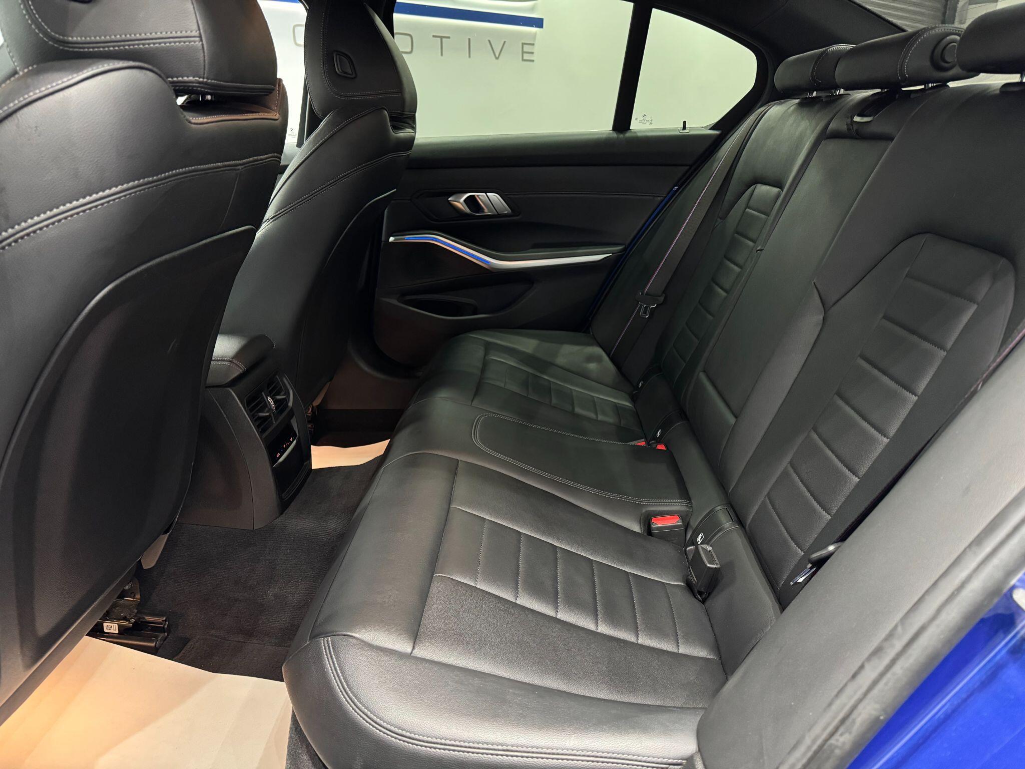 BMW 3 Series view 47