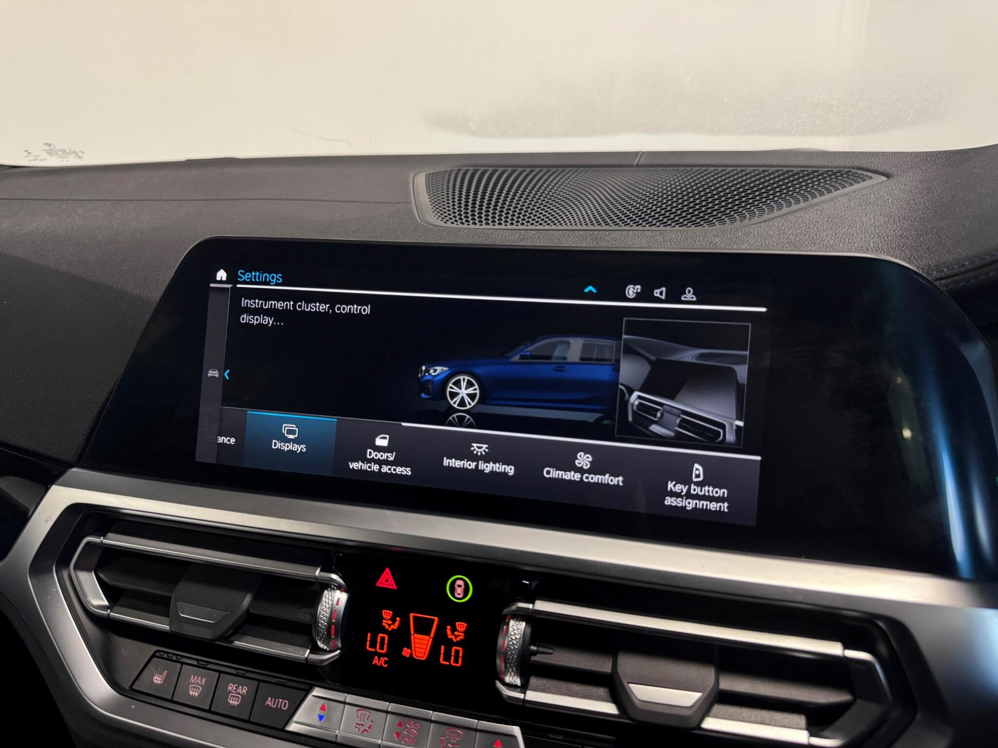 BMW 3 Series view 50
