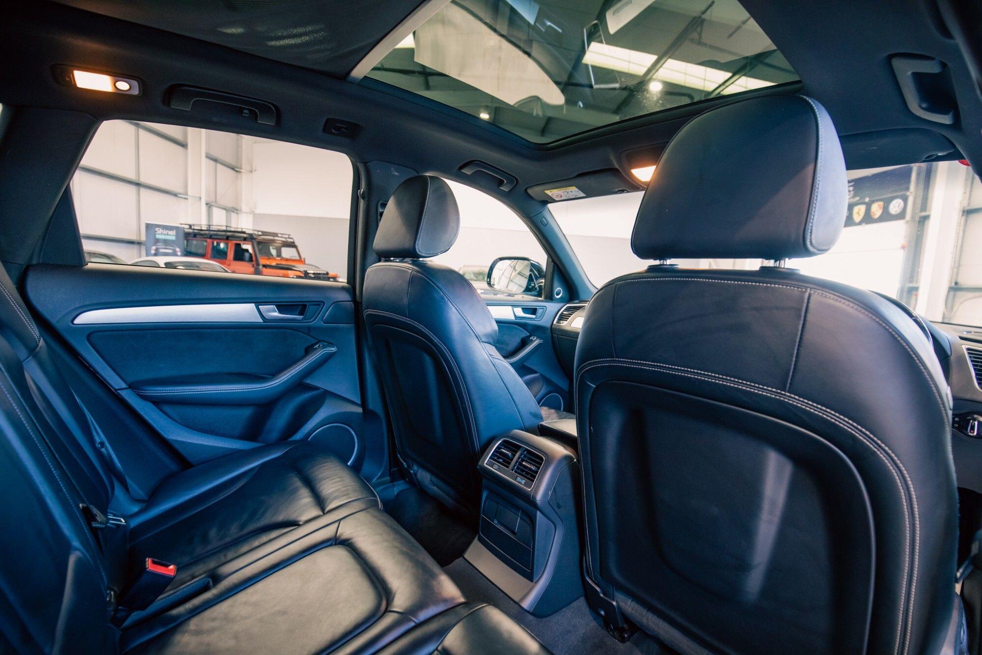 Audi SQ5 view 10