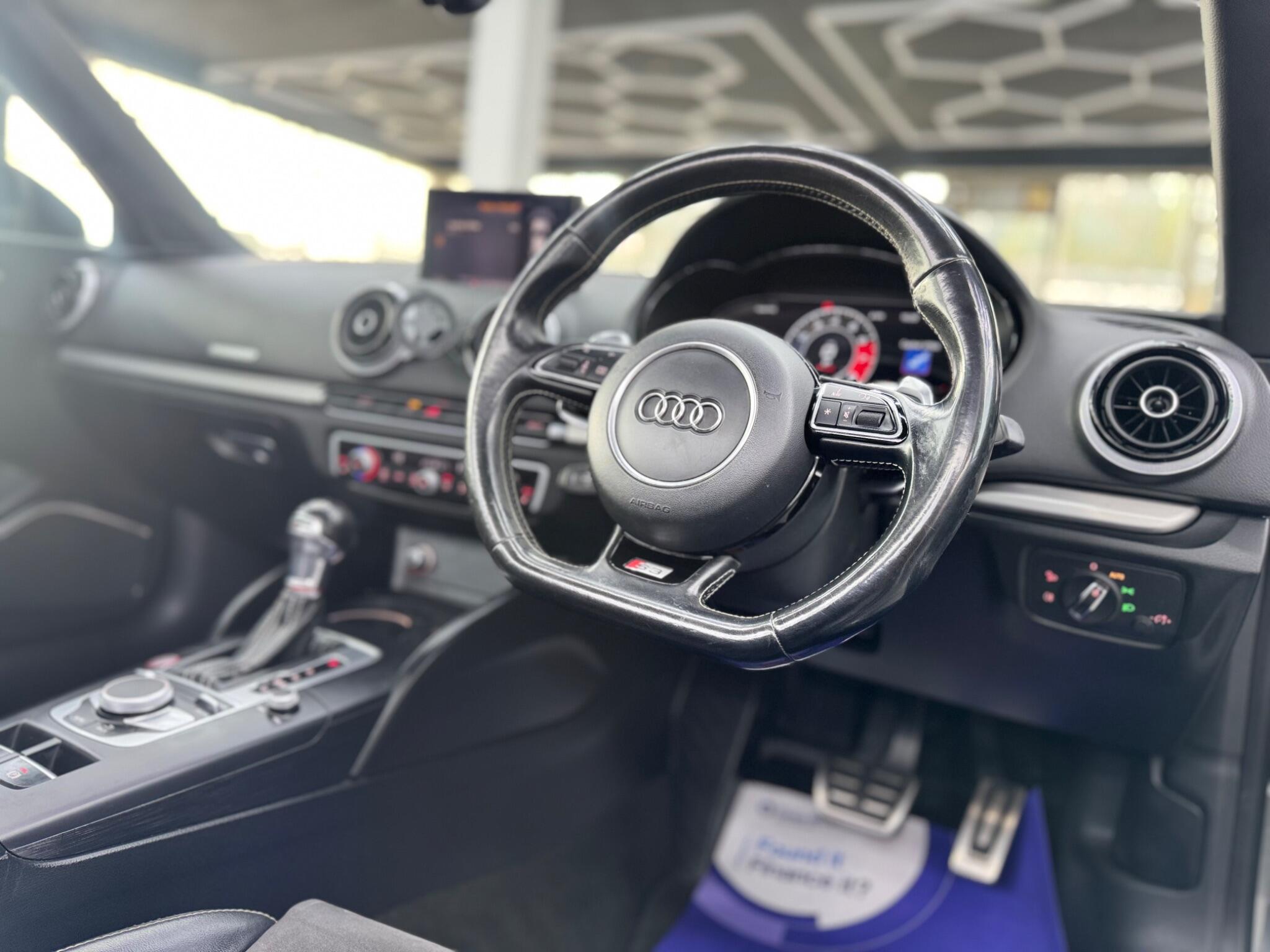 Audi S3 view 64