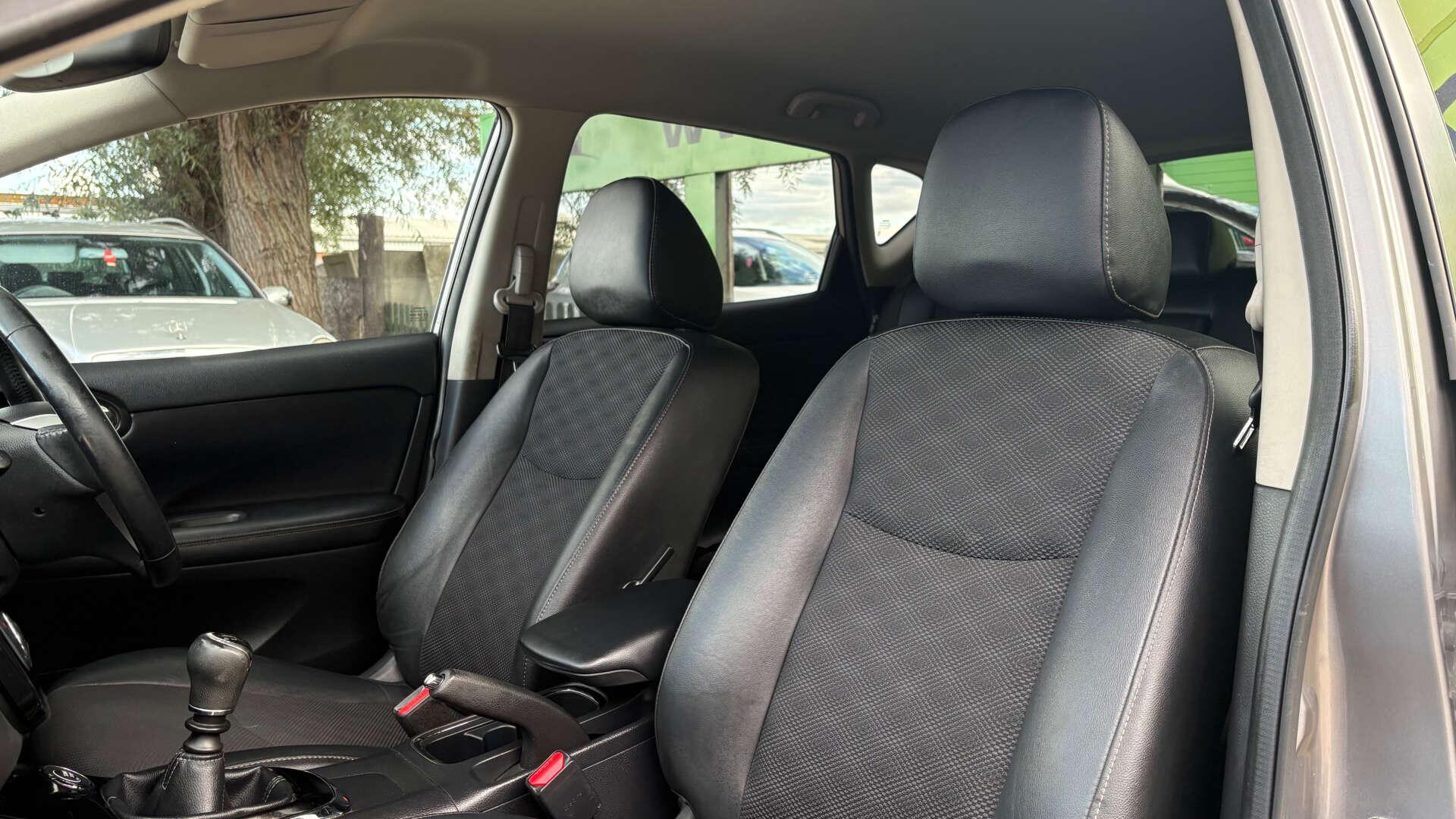 Nissan Pulsar view 14